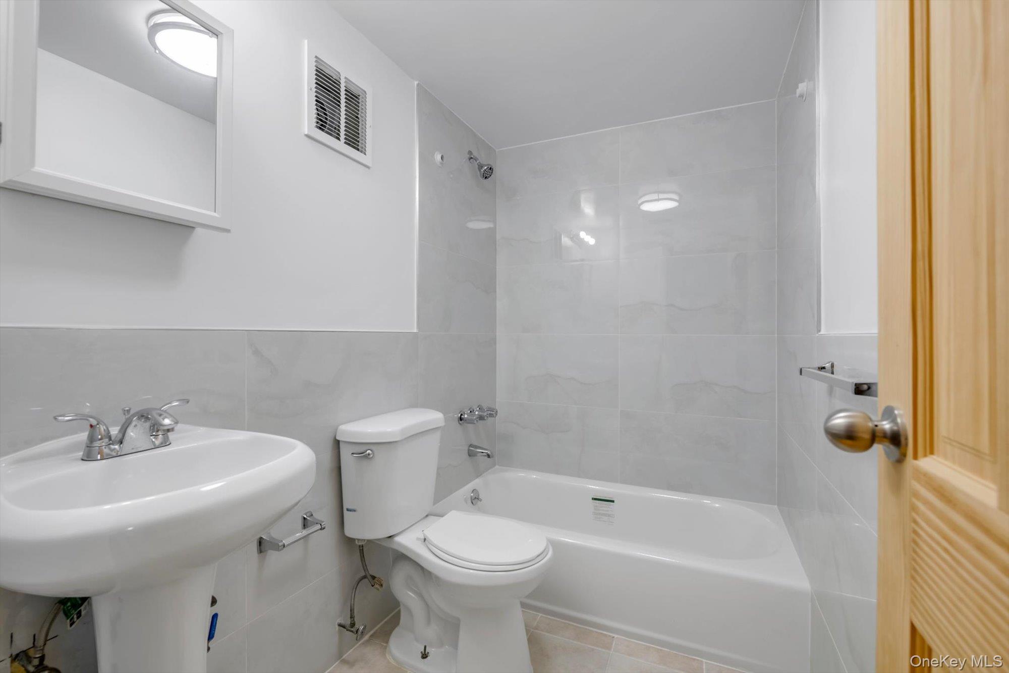 Single Family 97th Street Queens, NY 11368, MLS-1026674-10