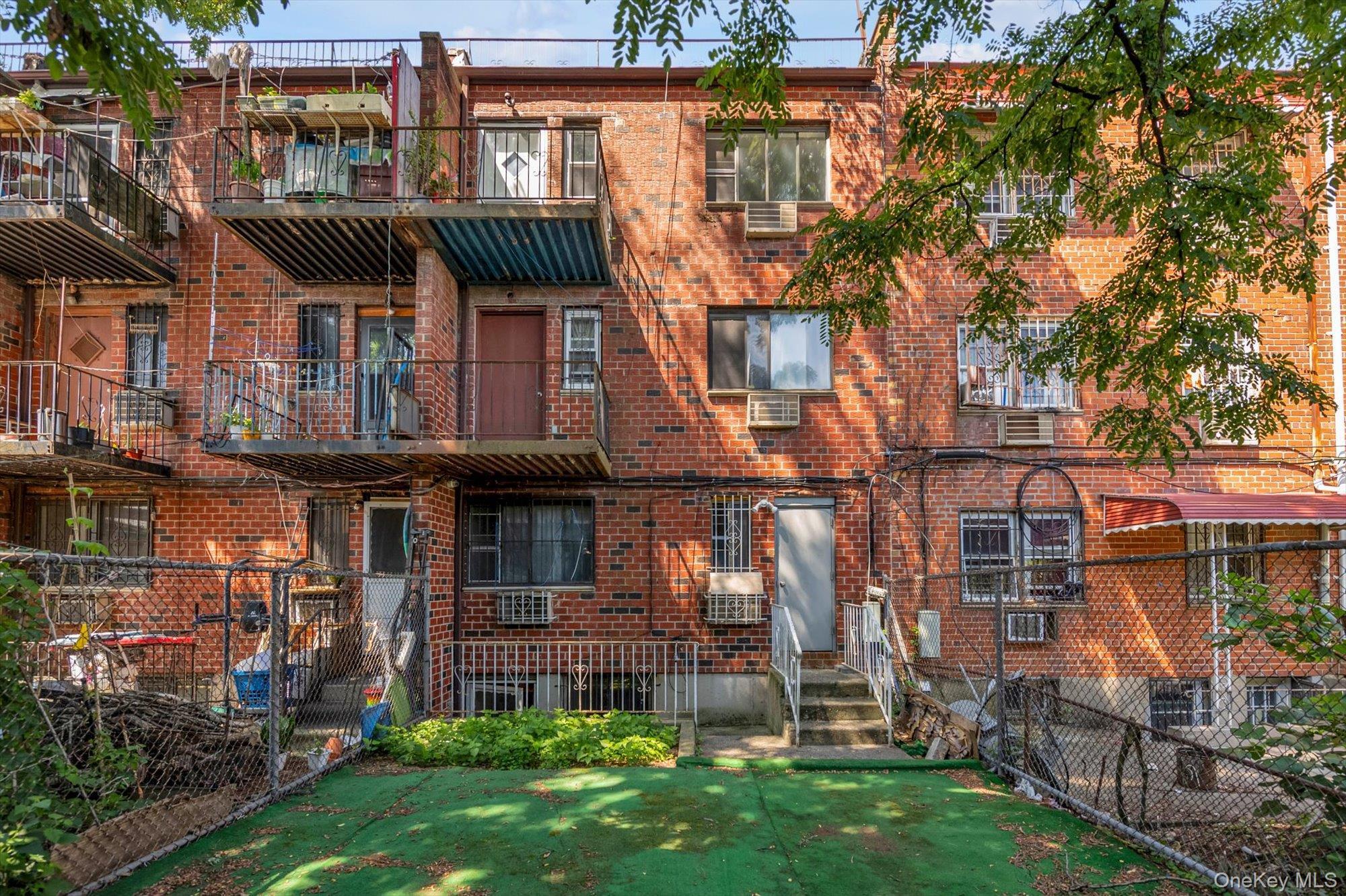Single Family 97th Street Queens, NY 11368, MLS-1026674-16