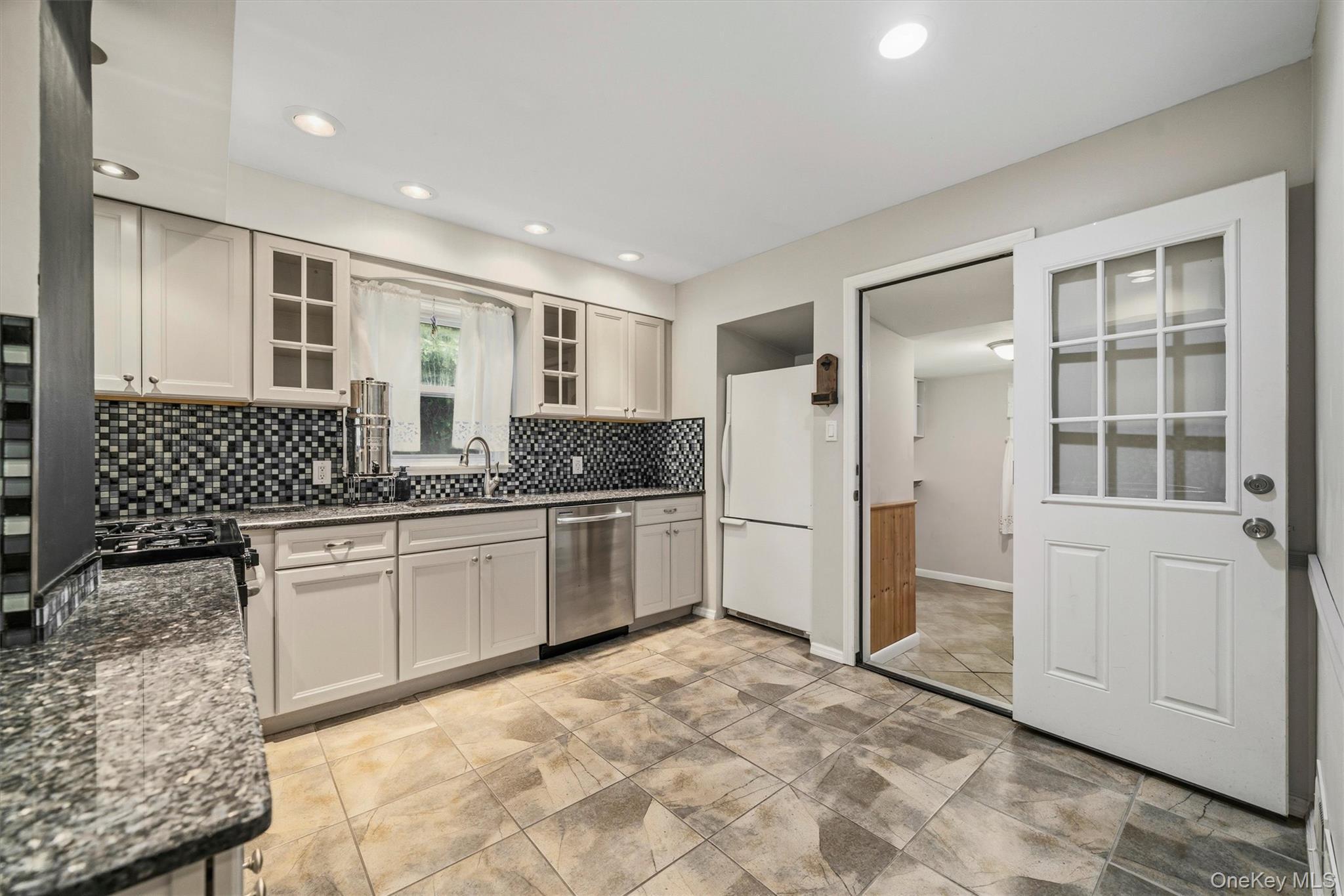 Single Family Lake Drive  Orange County, NY 10925, MLS-1026694-8