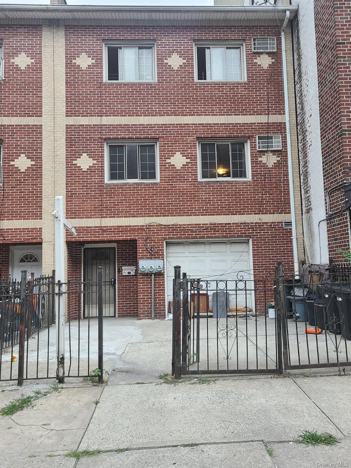 Single Family E 21st Street Brooklyn, NY 11226, MLS-1026701-2
