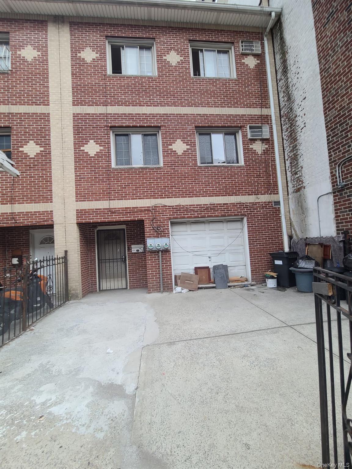 Single Family E 21st Street Brooklyn, NY 11226, MLS-1026701-20