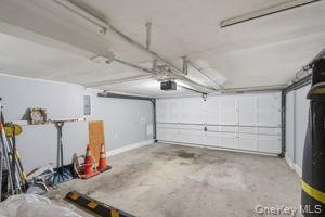 Single Family E 227th Street Bronx, NY 10466, MLS-1026710-14