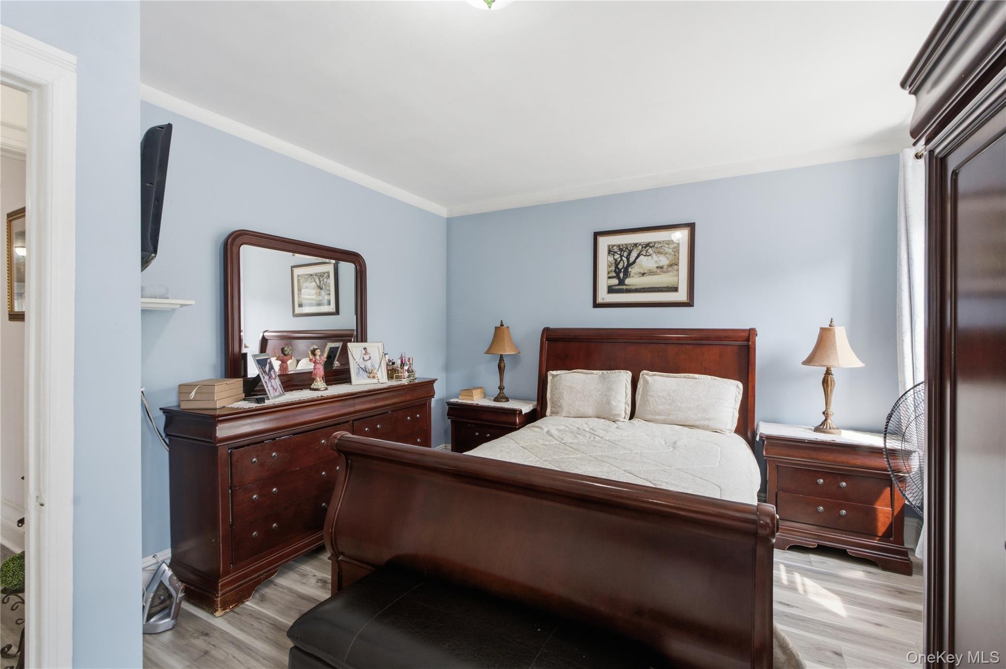 Single Family E 227th Street Bronx, NY 10466, MLS-1026710-8