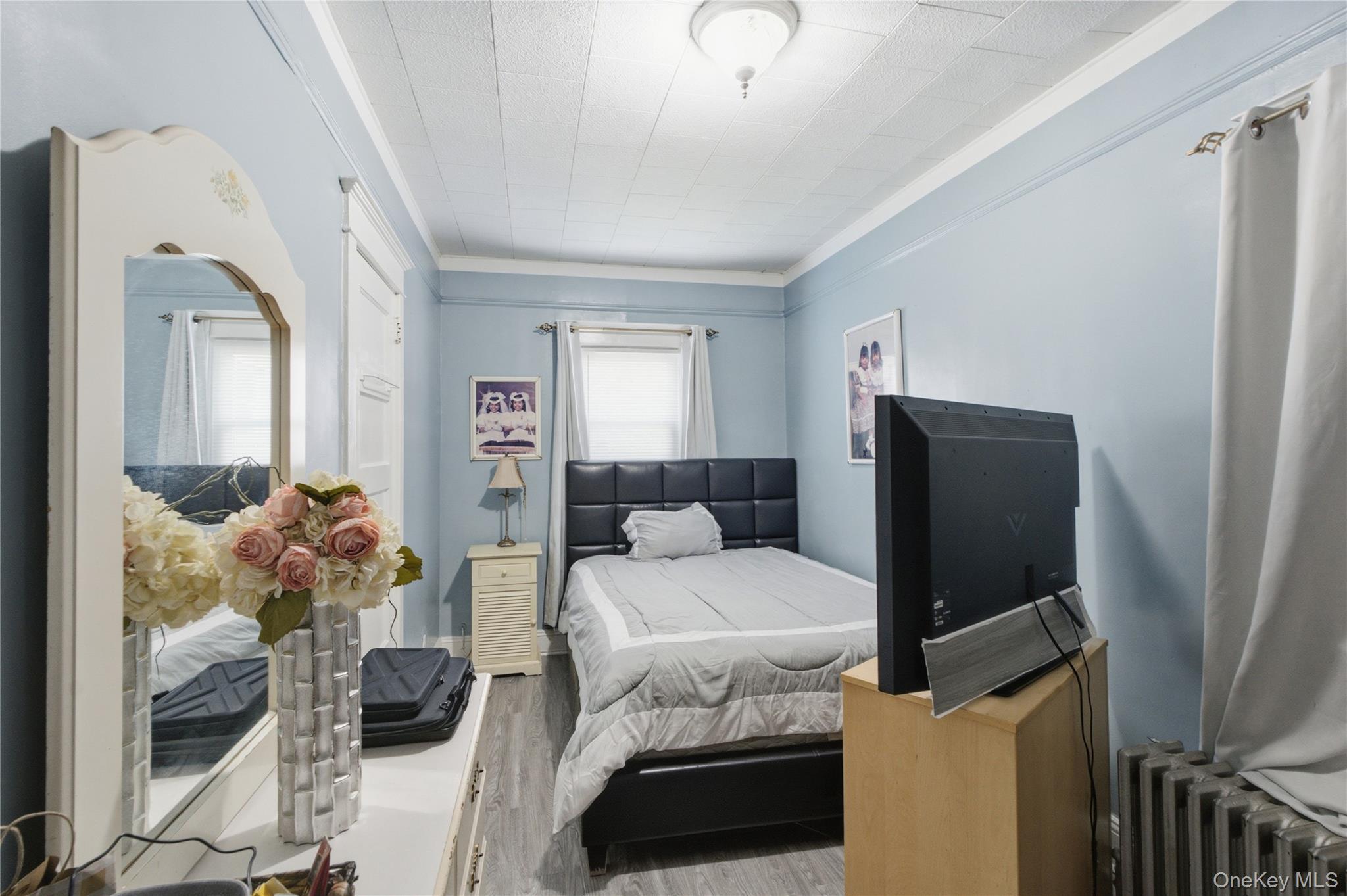 Single Family E 227th Street Bronx, NY 10466, MLS-1026710-9