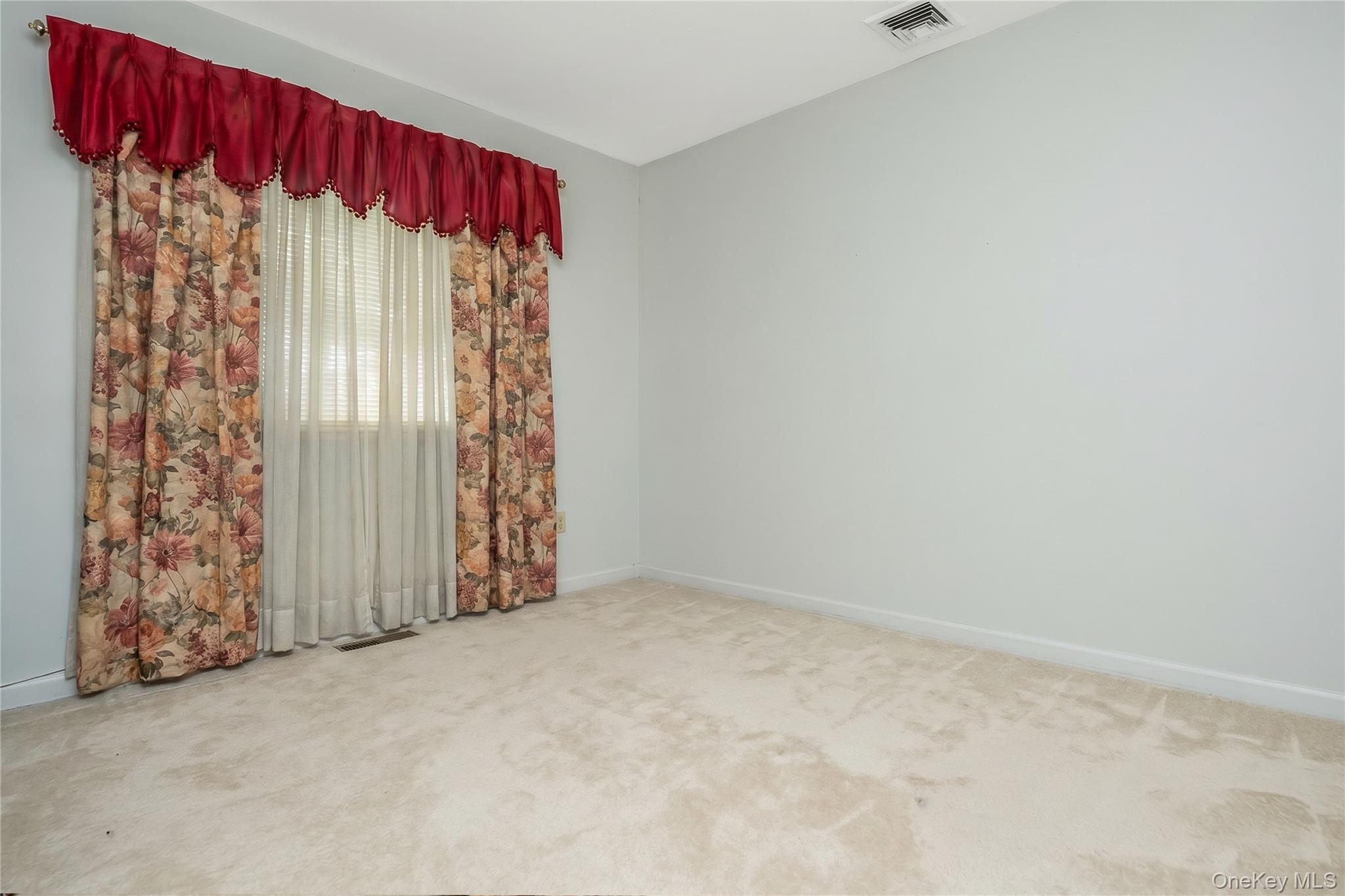Single Family Gaetano Lane Suffolk County, NY 11727, MLS-1026713-16
