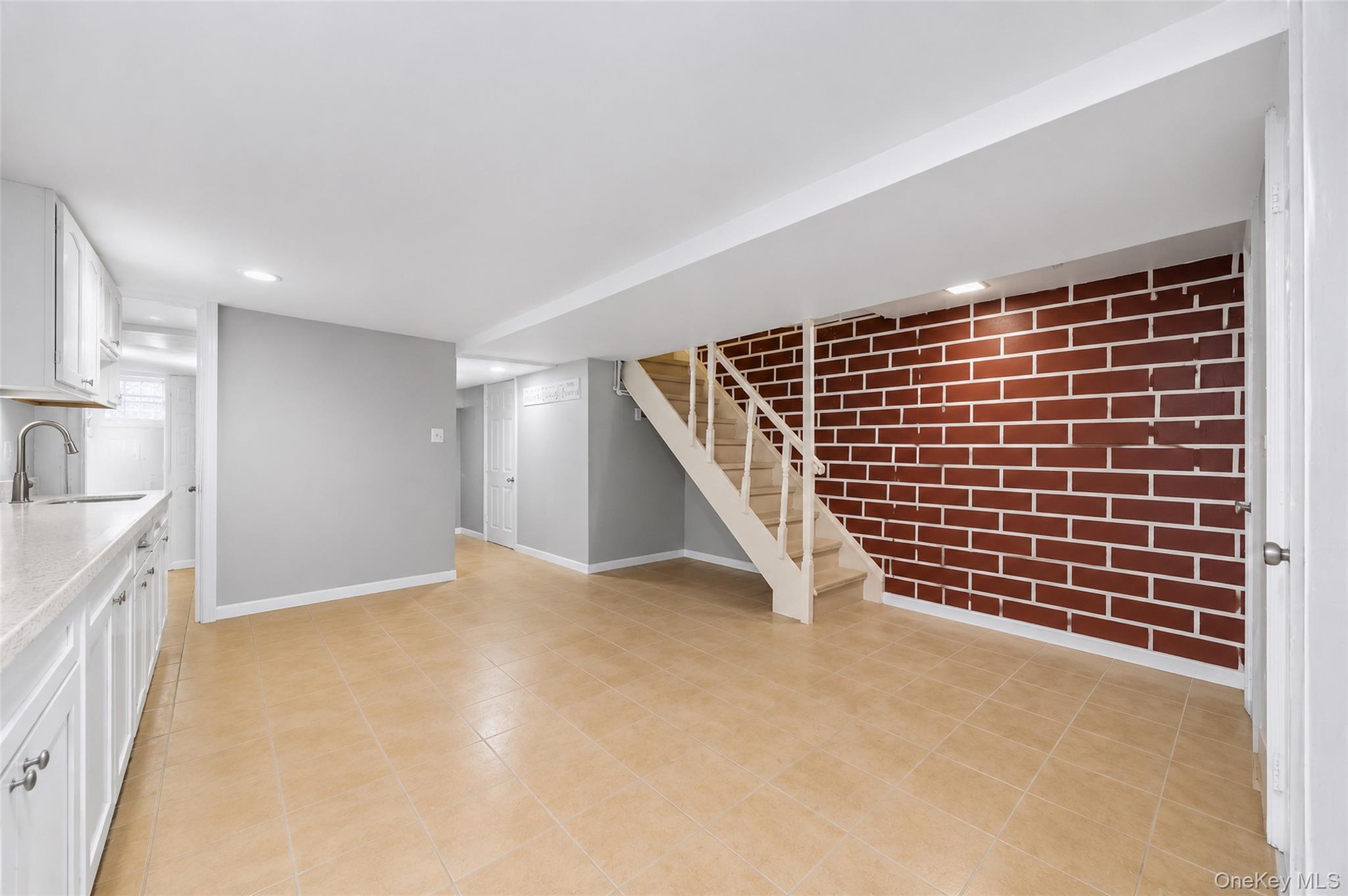 Single Family 175th Street  Queens, NY 11365, MLS-1026720-20