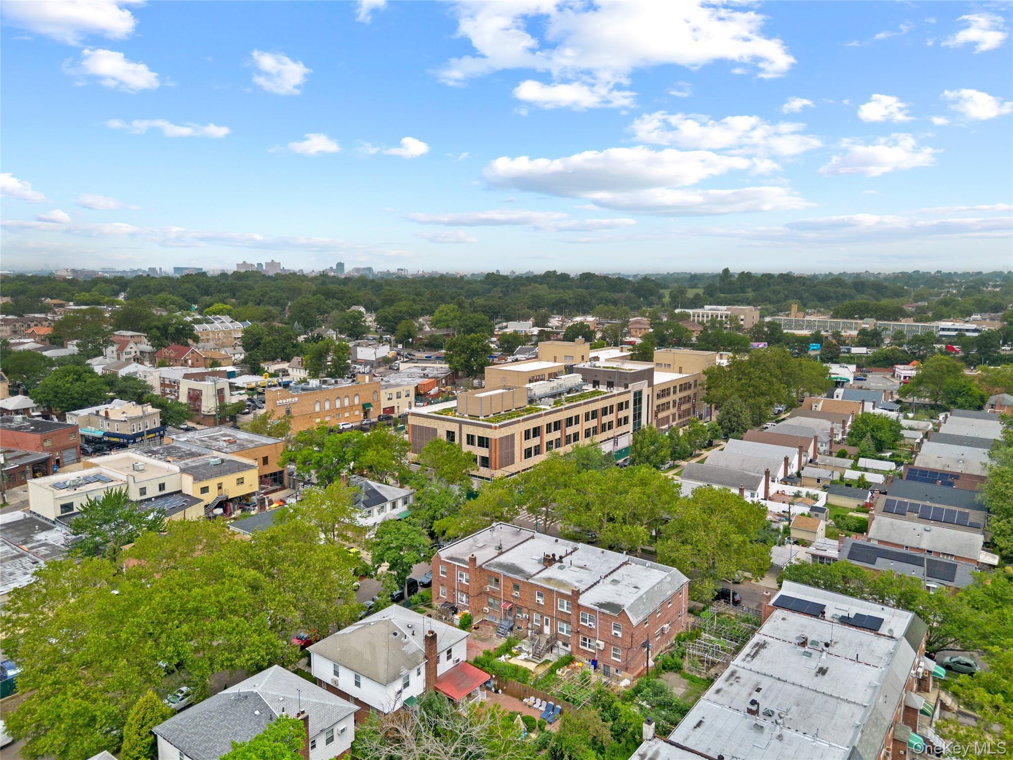 Single Family 175th Street  Queens, NY 11365, MLS-1026720-33