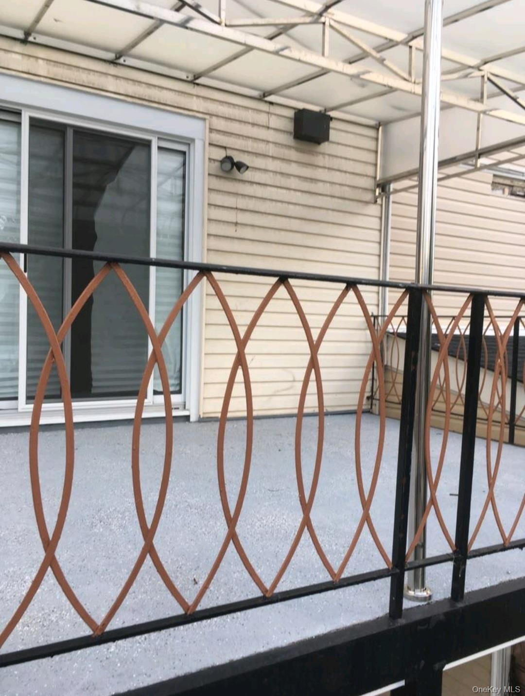 Single Family E 223rd Street  Bronx, NY 10466, MLS-1026727-14
