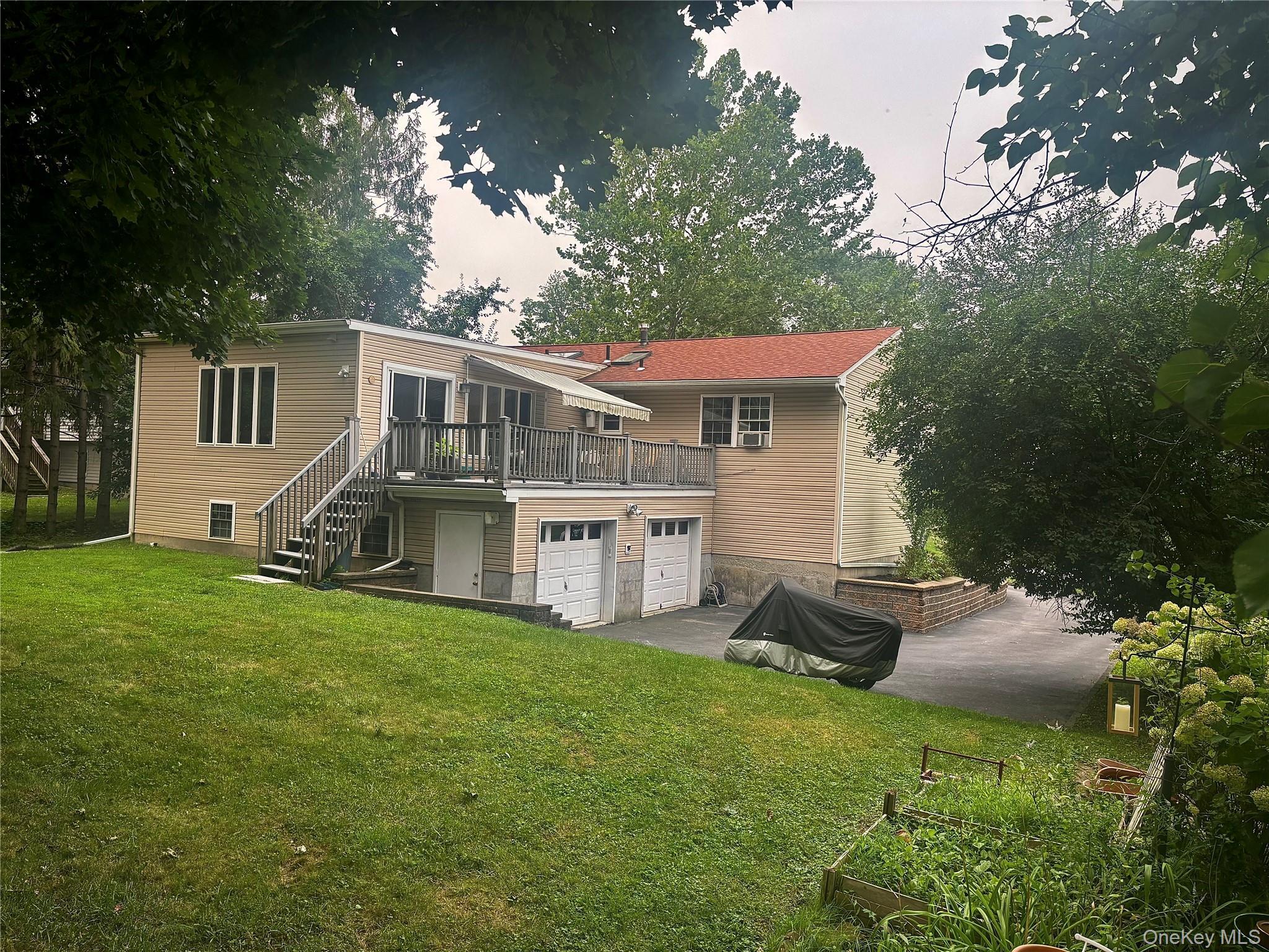 Single Family Hankin Loop Dutchess County, NY 12601, MLS-1026736-34