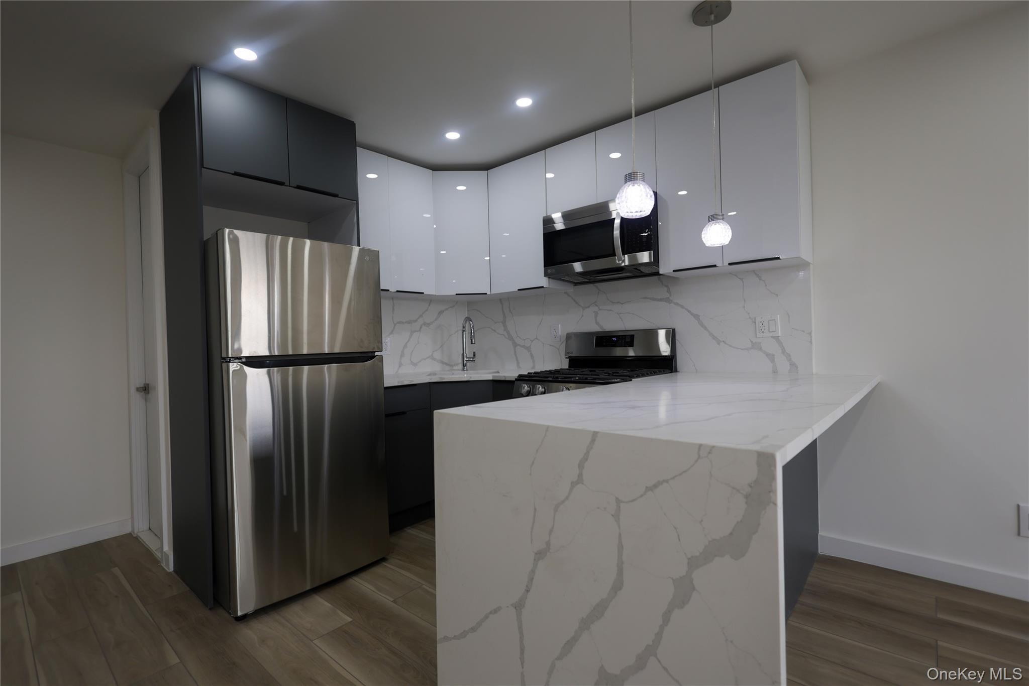 Apartment 103rd Street  Queens, NY 11368, MLS-1026744-2
