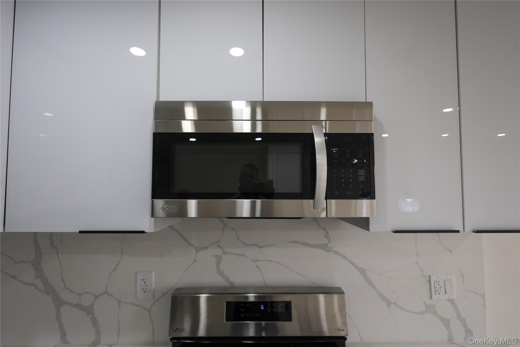 Apartment 103rd Street  Queens, NY 11368, MLS-1026744-4