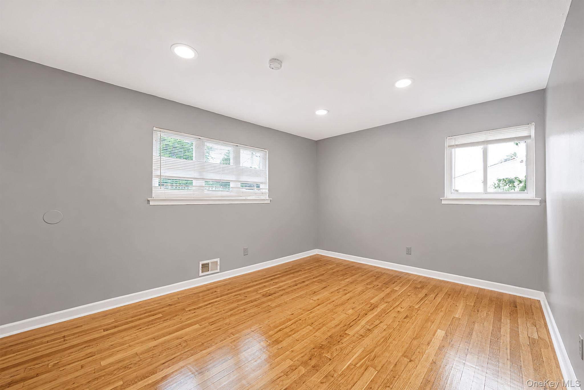 Single Family Eastern Avenue Suffolk County, NY 11729, MLS-1026757-16