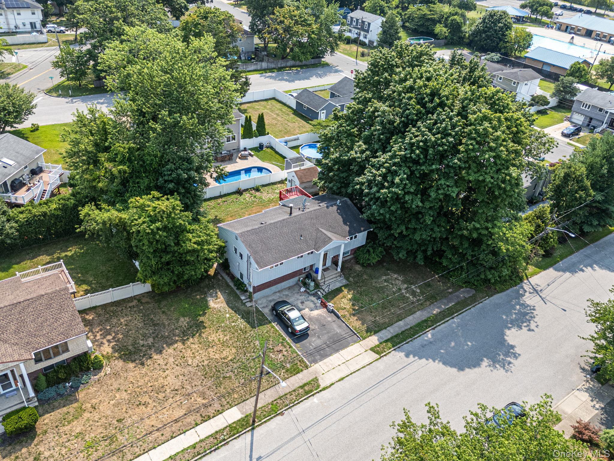 Single Family Eastern Avenue Suffolk County, NY 11729, MLS-1026757-2
