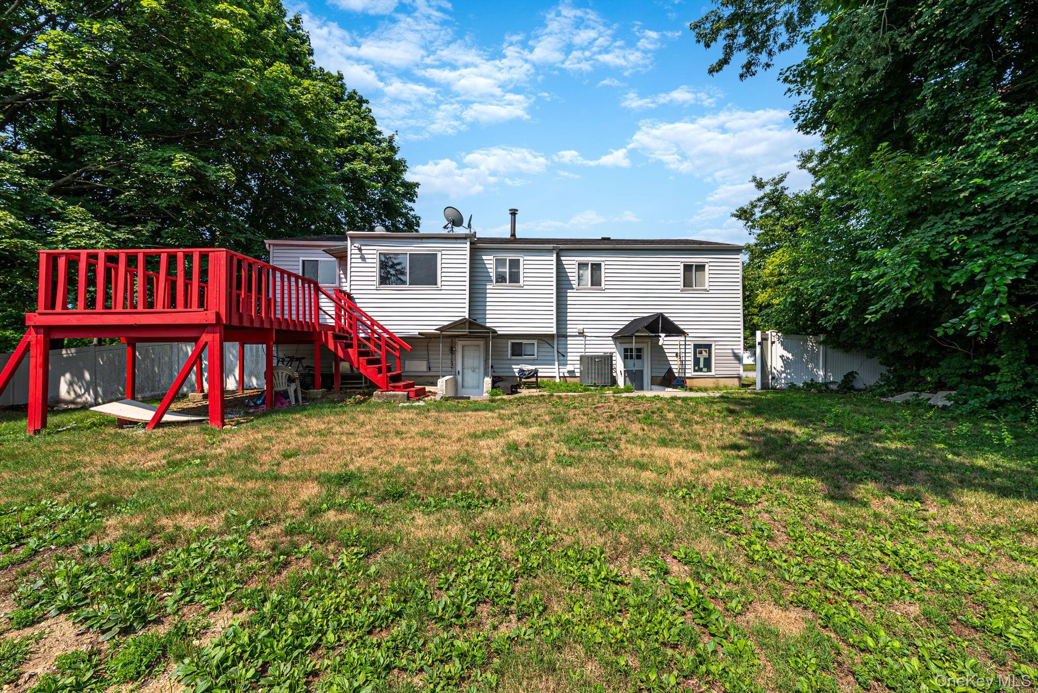 Single Family Eastern Avenue Suffolk County, NY 11729, MLS-1026757-28
