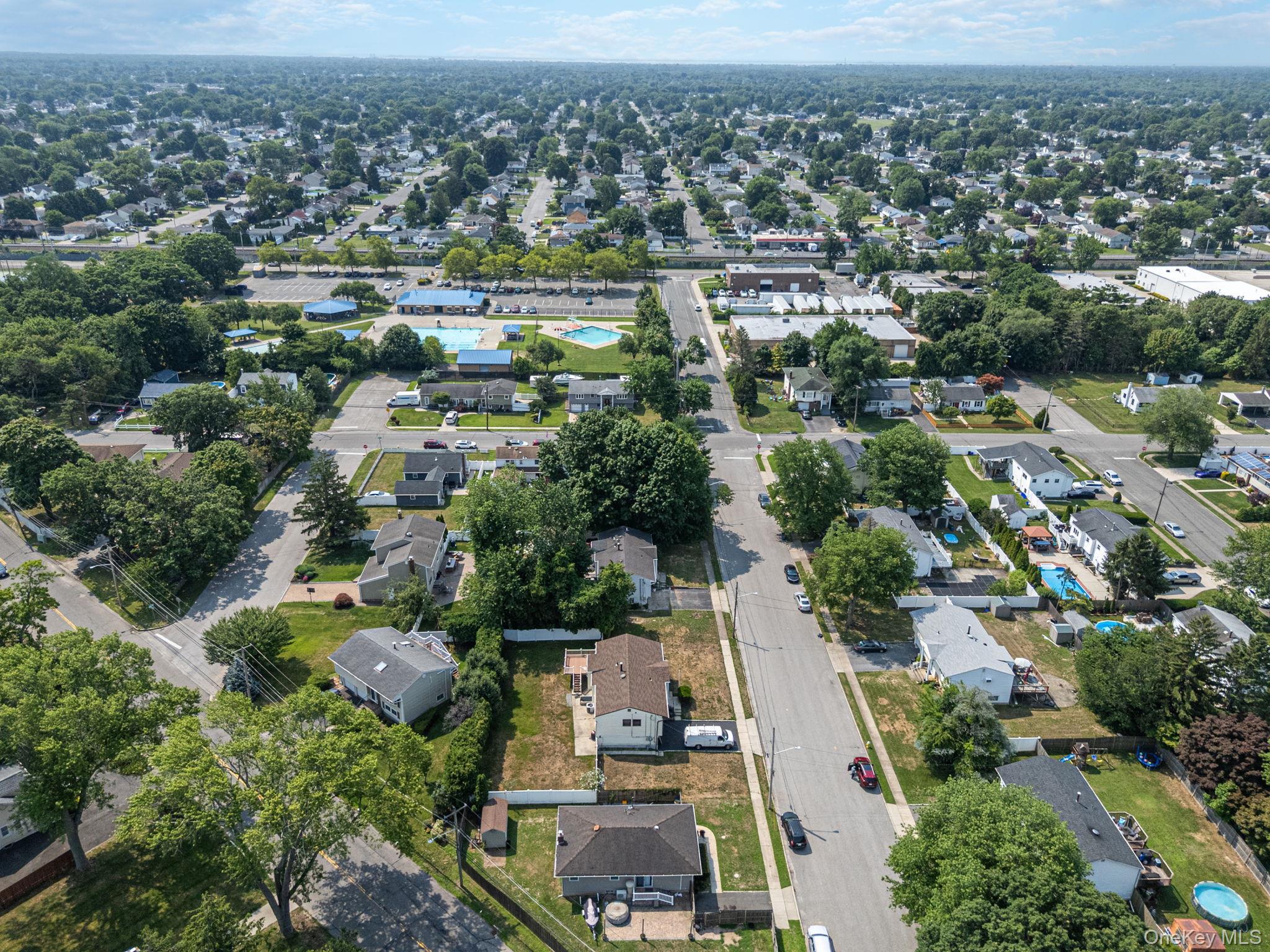 Single Family Eastern Avenue Suffolk County, NY 11729, MLS-1026757-5