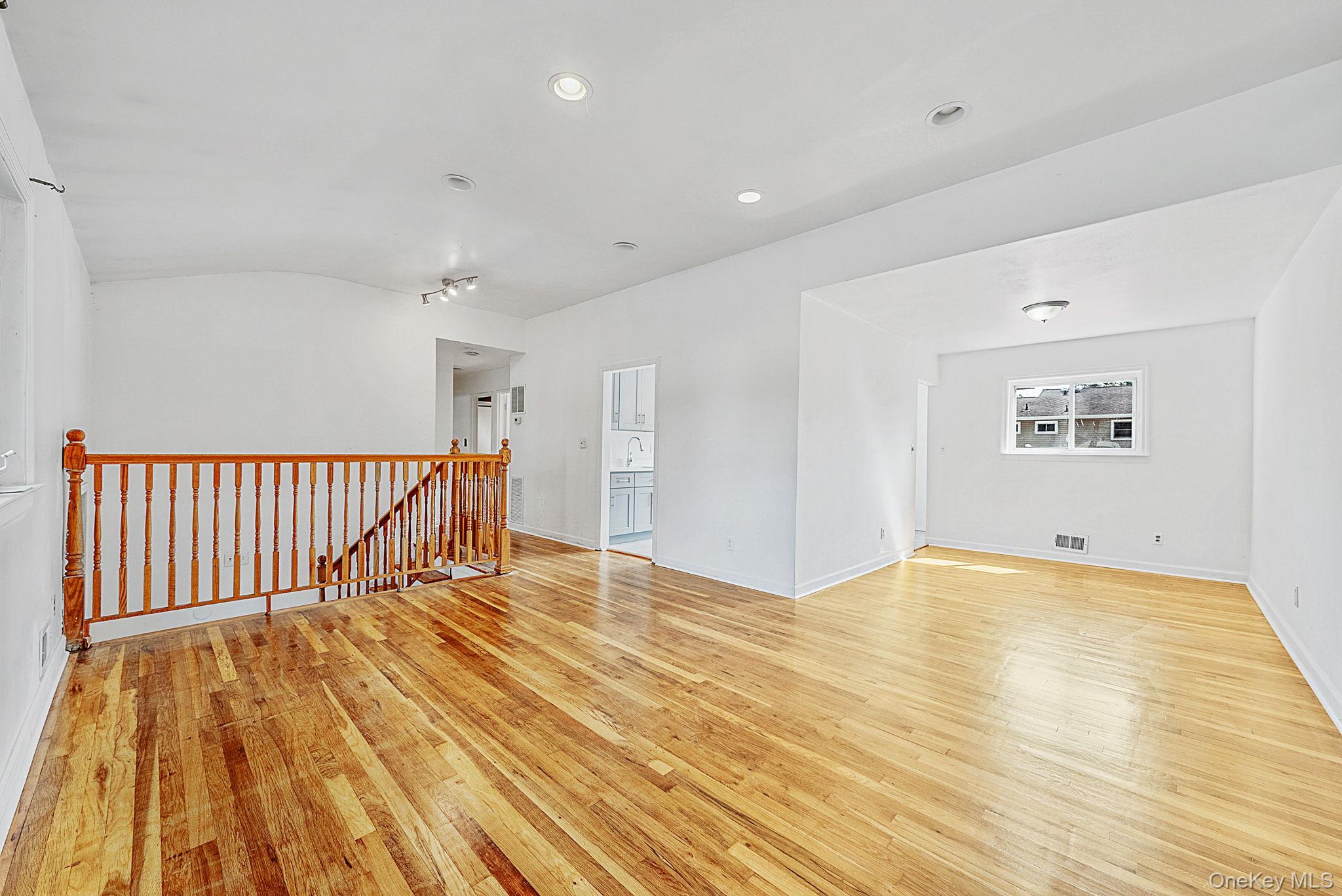 Single Family Eastern Avenue Suffolk County, NY 11729, MLS-1026757-6