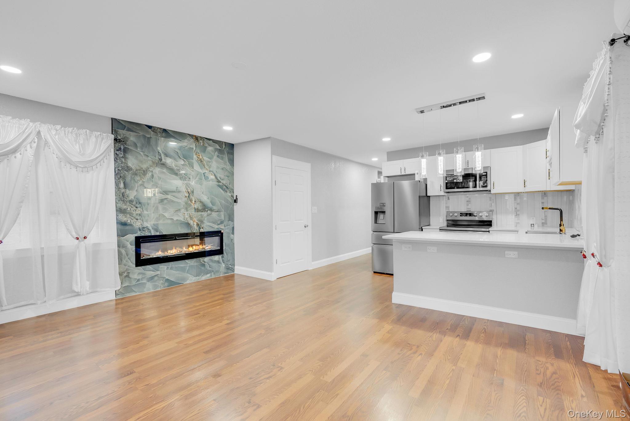Single Family 210th Street Queens, NY 11428, MLS-1026808-15