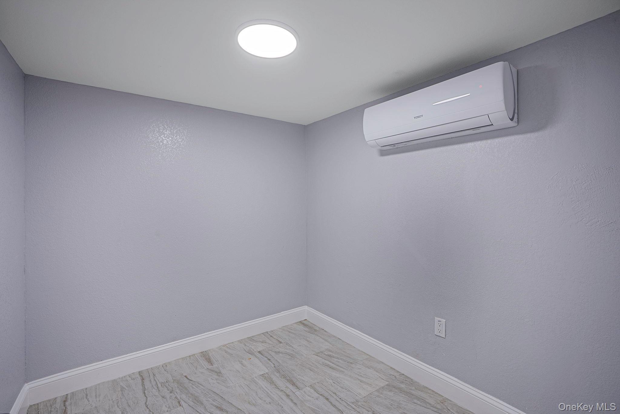 Single Family 210th Street Queens, NY 11428, MLS-1026808-30