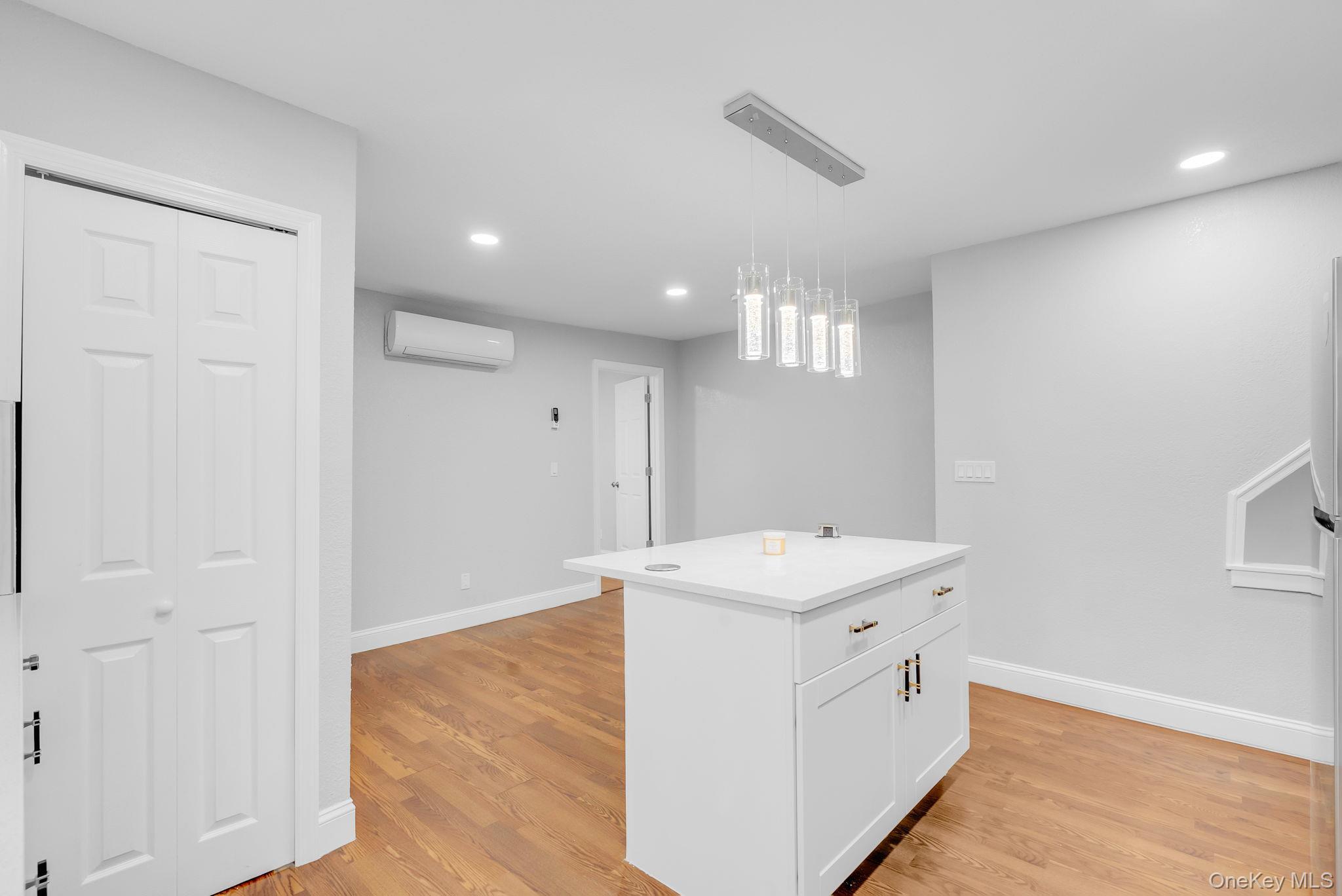 Single Family 210th Street Queens, NY 11428, MLS-1026808-38