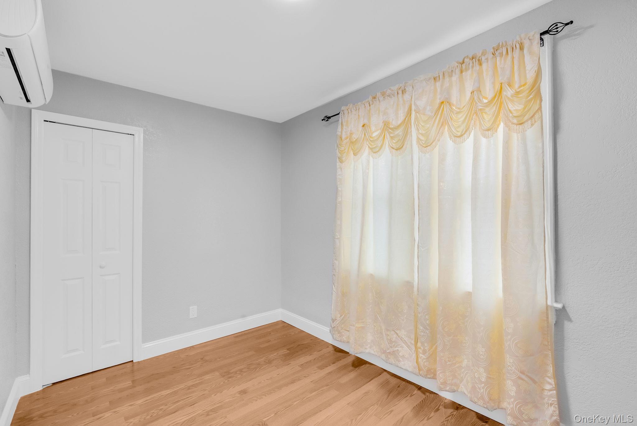 Single Family 210th Street Queens, NY 11428, MLS-1026808-41