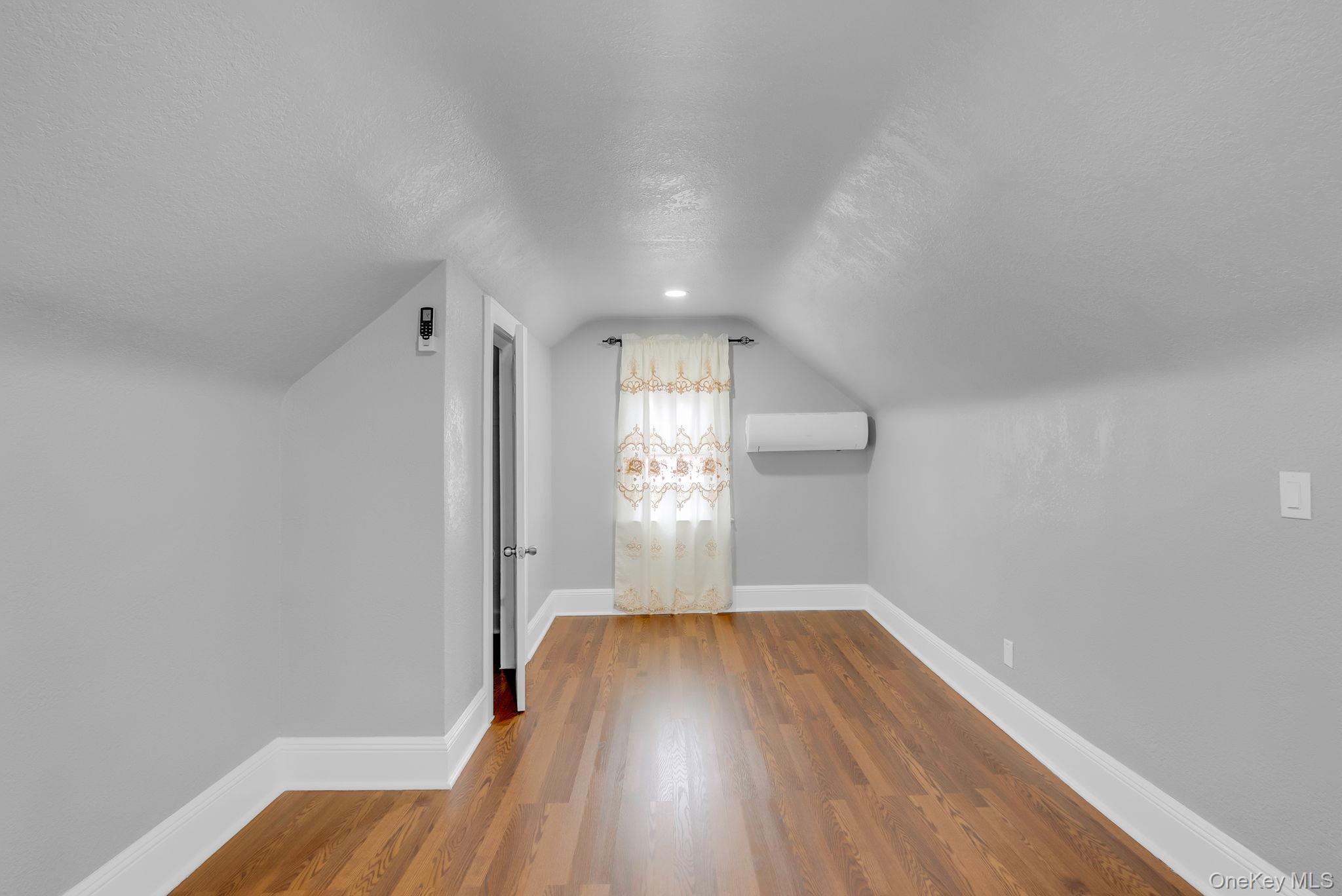 Single Family 210th Street Queens, NY 11428, MLS-1026808-43