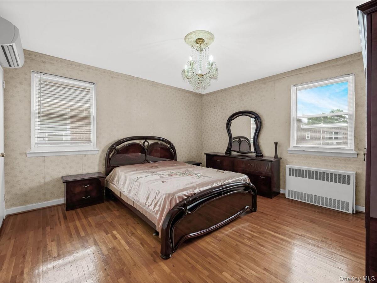 Single Family 76th Road Queens, NY 11367, MLS-1026817-18