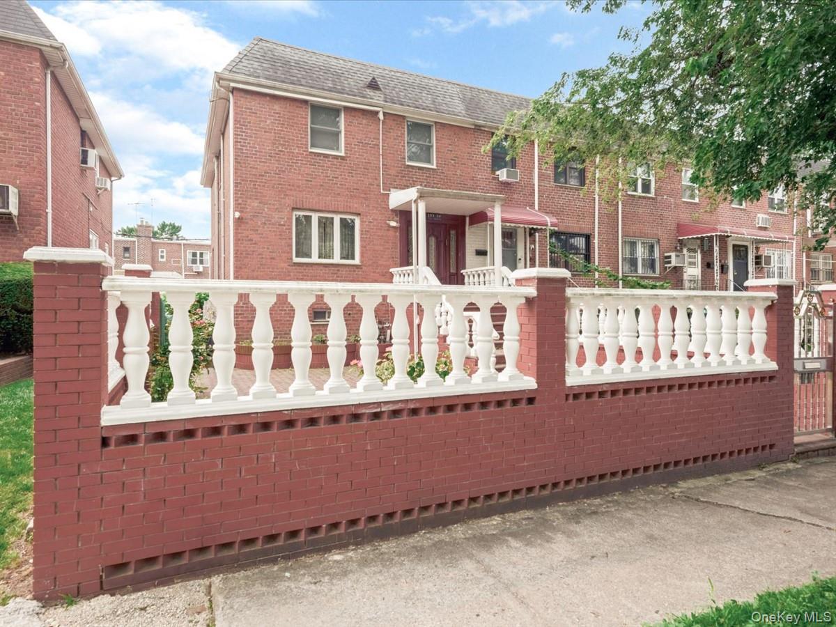 Single Family 76th Road Queens, NY 11367, MLS-1026817-2