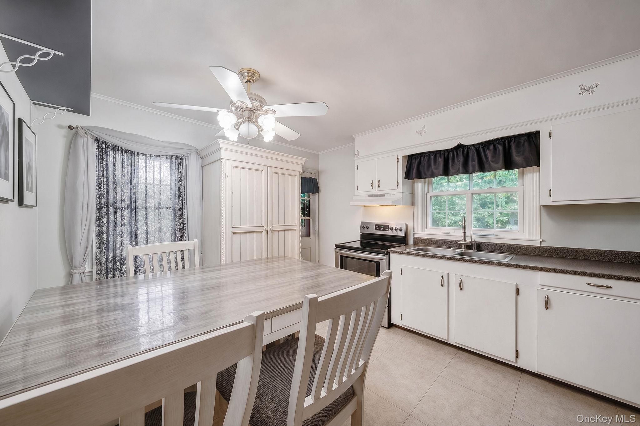 Single Family Dawn Road  Suffolk County, NY 11778, MLS-1026835-15