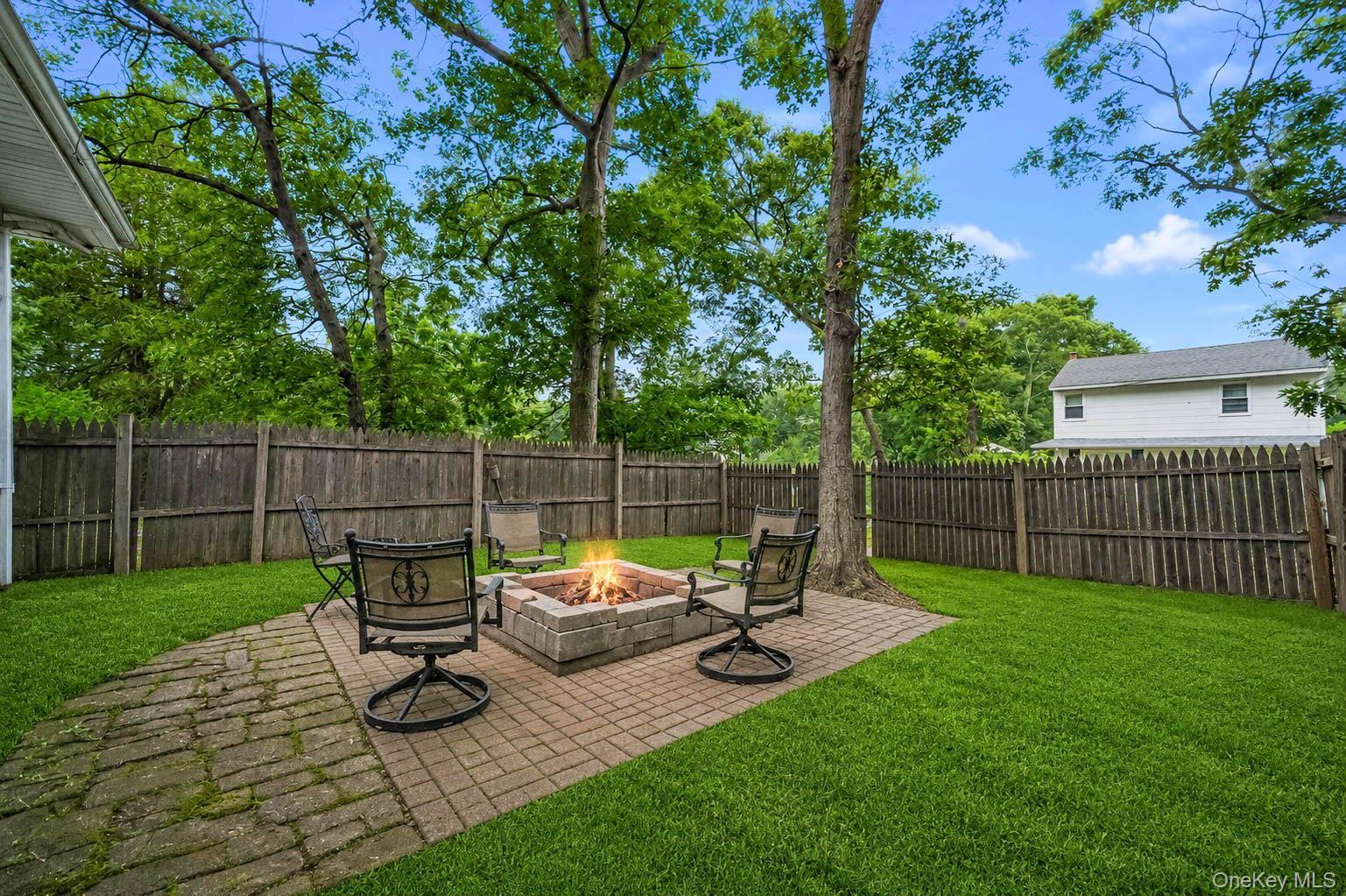 Single Family Dawn Road  Suffolk County, NY 11778, MLS-1026835-36