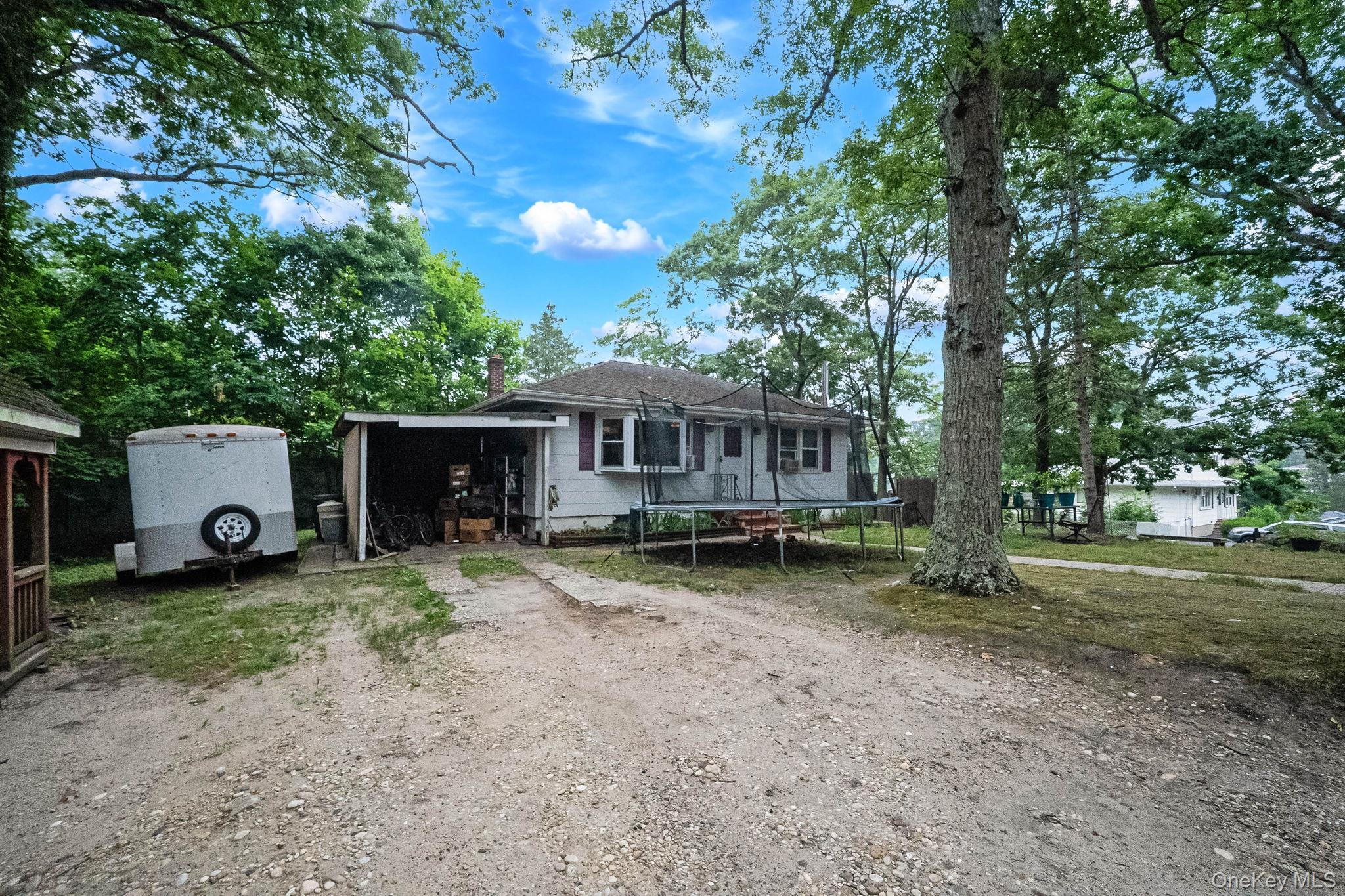 Single Family Dawn Road  Suffolk County, NY 11778, MLS-1026835-4