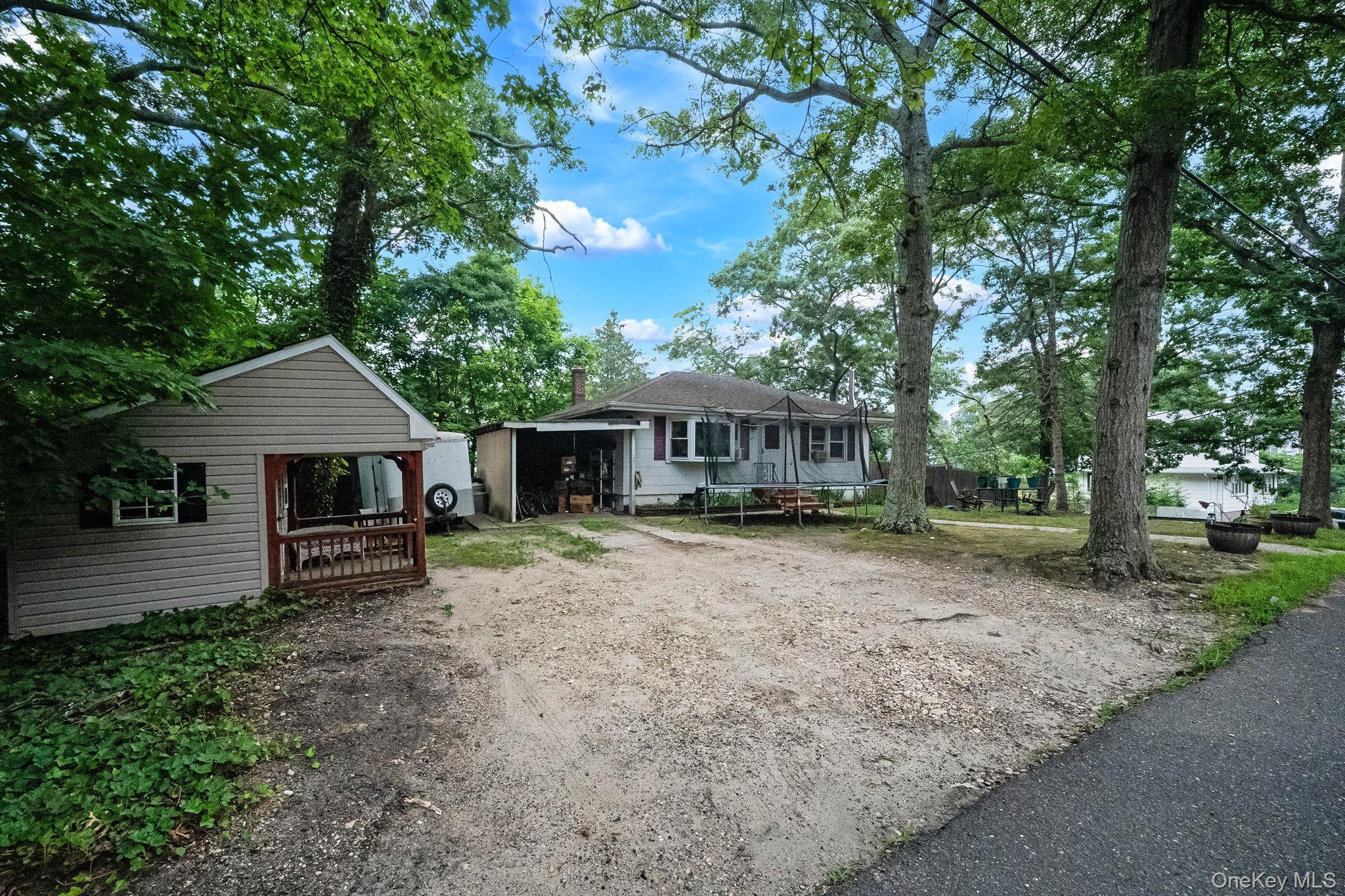 Single Family Dawn Road  Suffolk County, NY 11778, MLS-1026835-6
