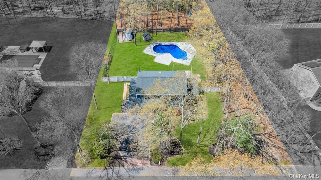 Single Family Ramblewood Road Suffolk County, NY 11961, MLS-1026836-2