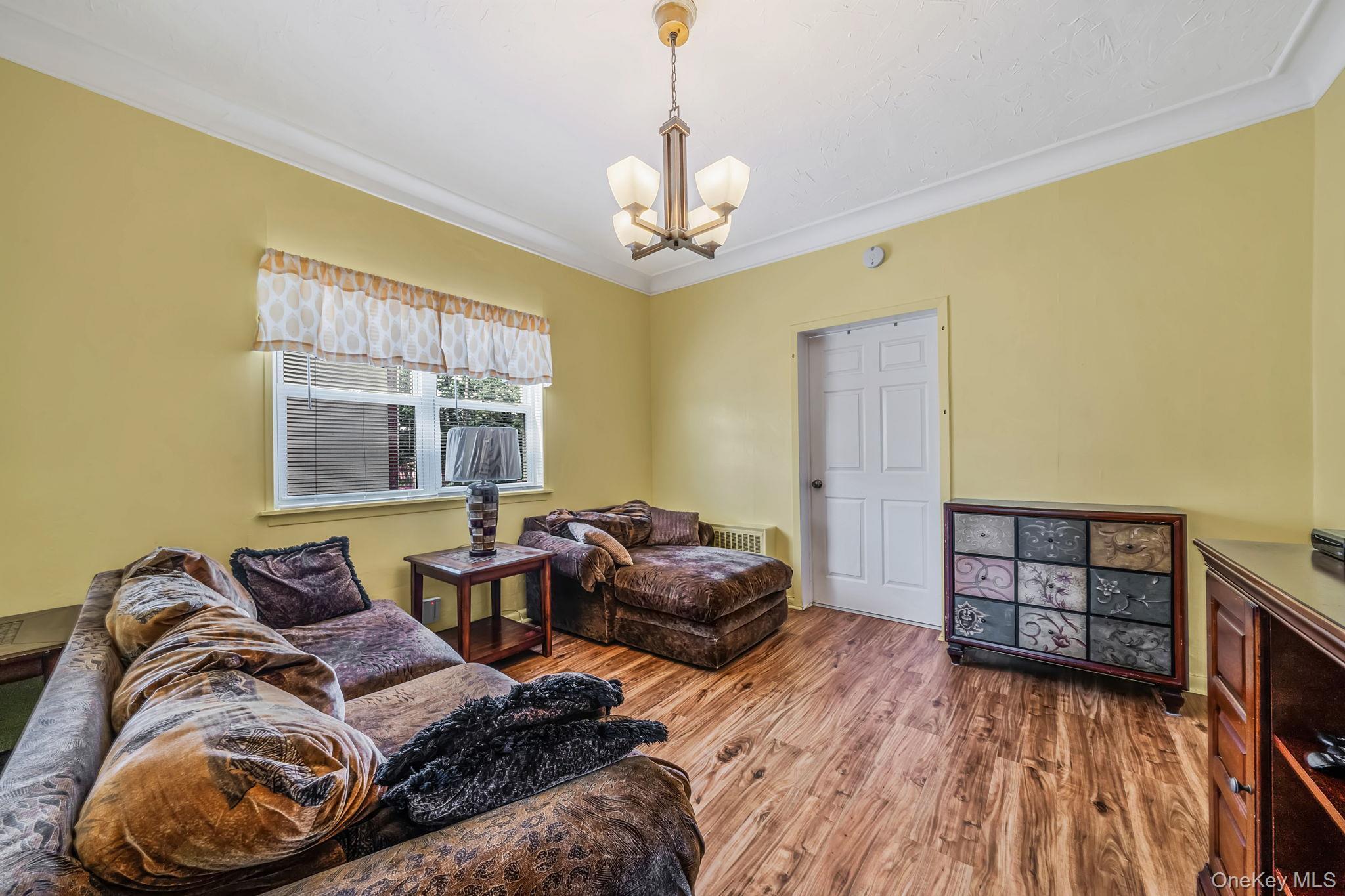 Single Family 72nd Street Queens, NY 11378, MLS-1026875-33