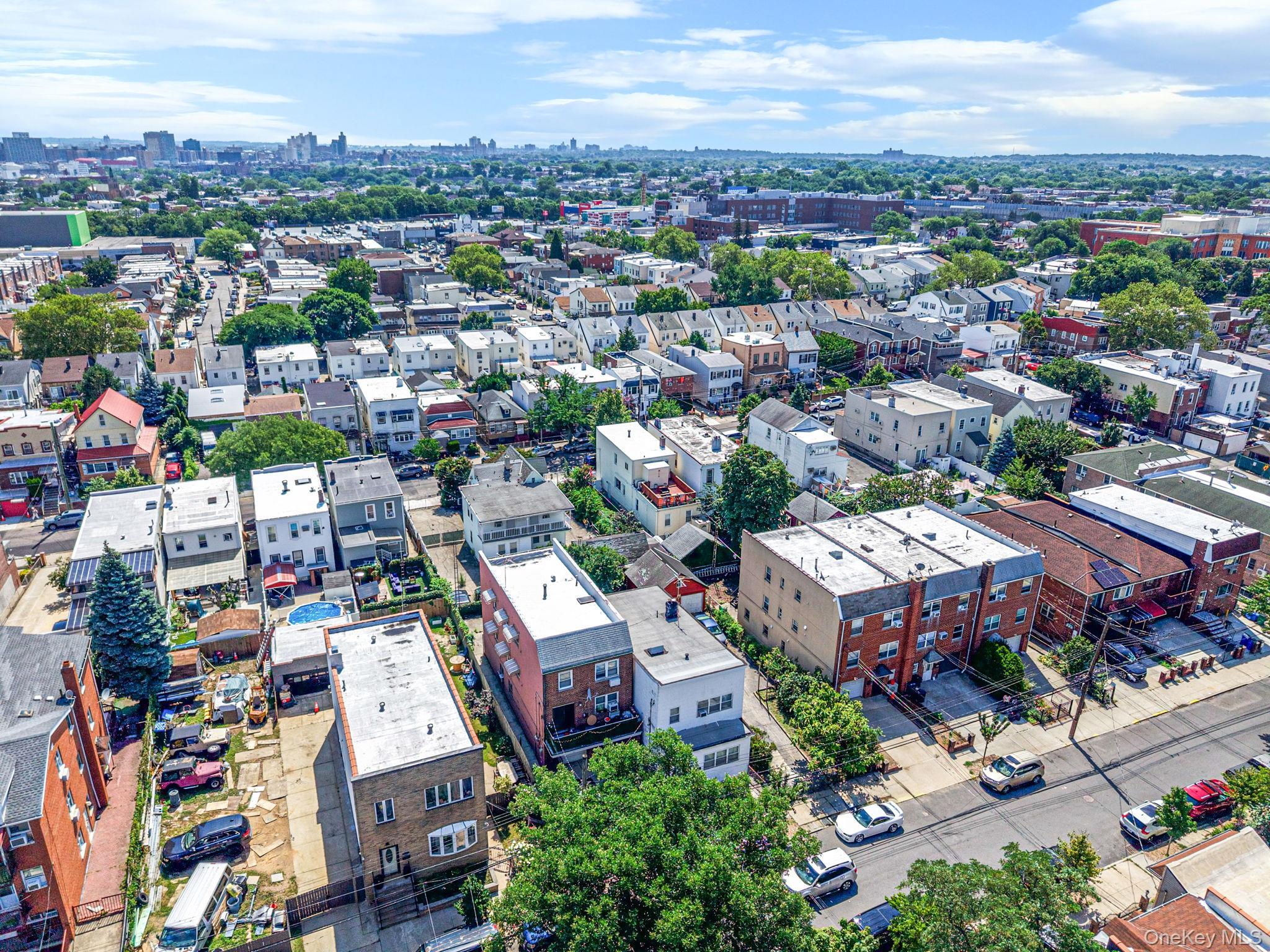 Single Family 72nd Street Queens, NY 11378, MLS-1026875-5