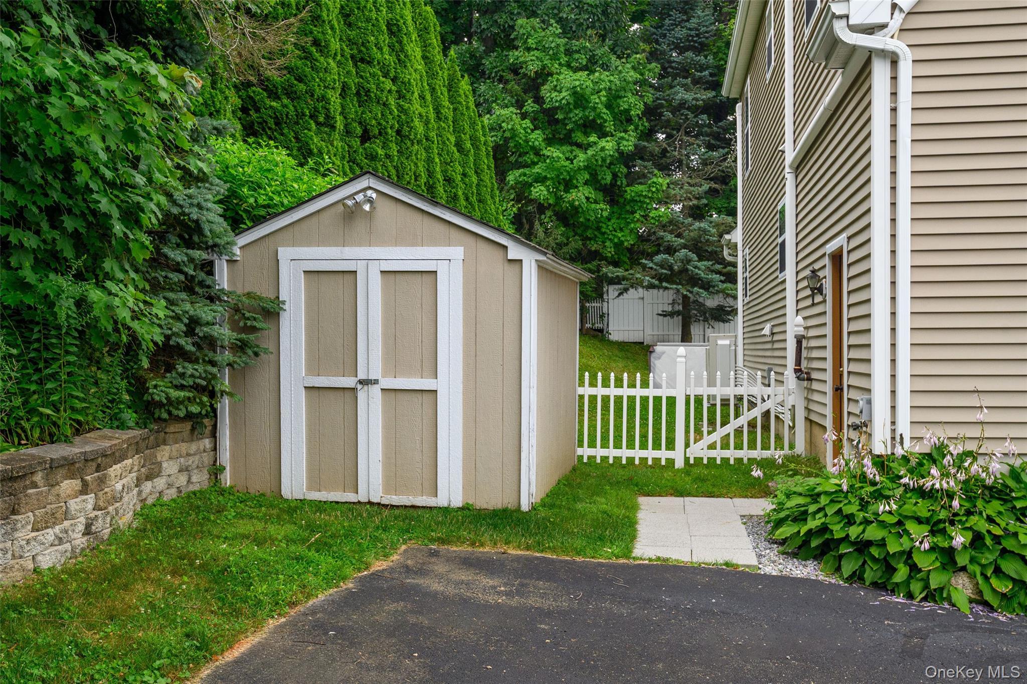 Single Family Curtis - New Fairfield,  Ct Avenue  Out Of Area, NY 06812, MLS-1026895-15