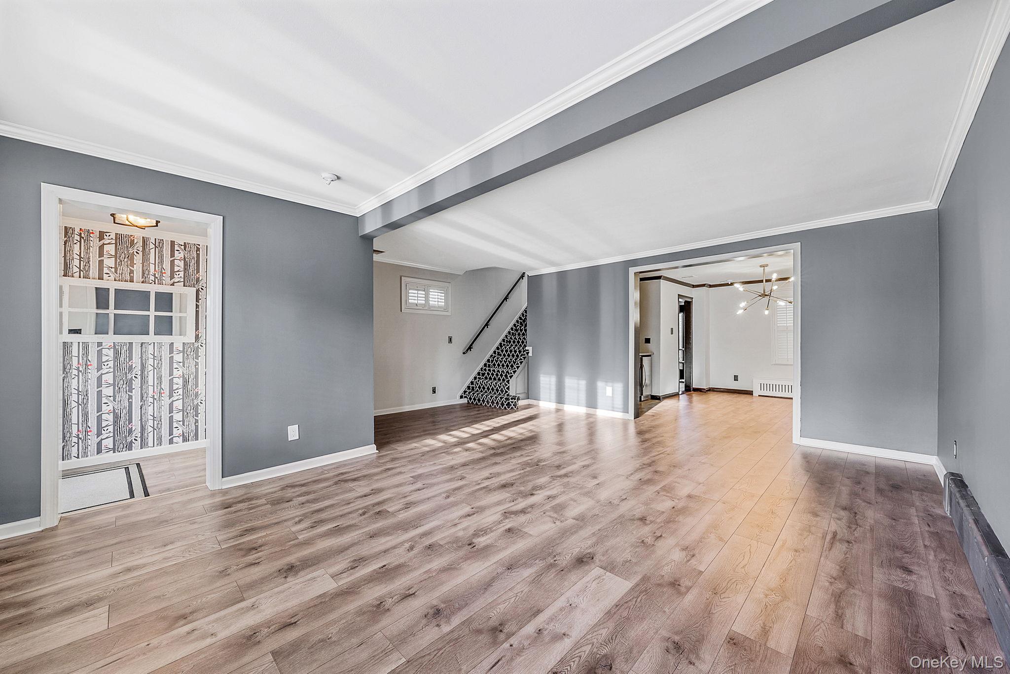Single Family Everett Nassau County, NY 11563, MLS-1026908-15