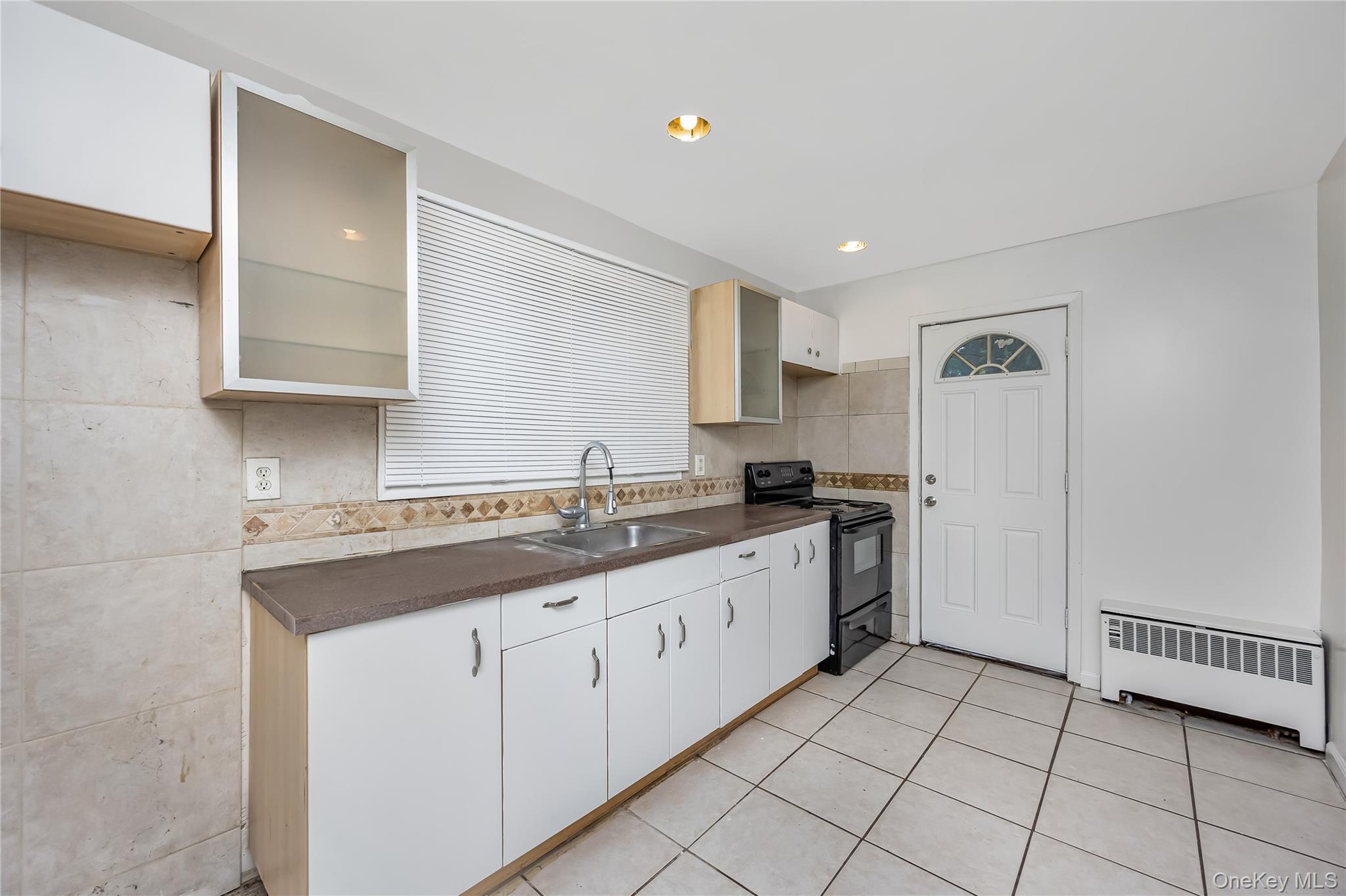 Single Family Buchanan Avenue Suffolk County, NY 11798, MLS-1026909-10