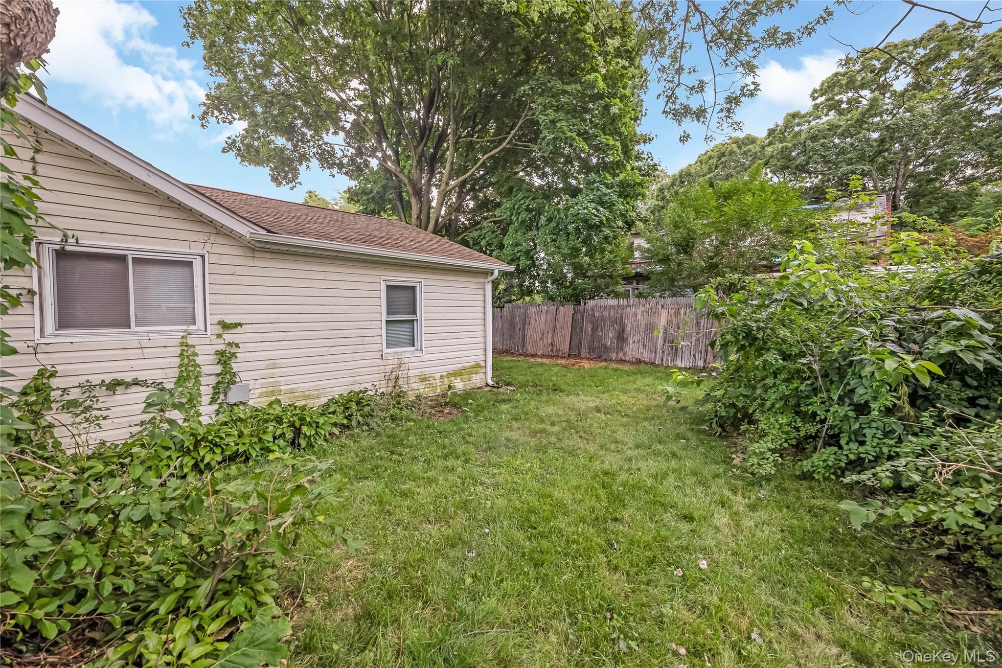 Single Family Buchanan Avenue  Suffolk County, NY 11798, MLS-1026909-20
