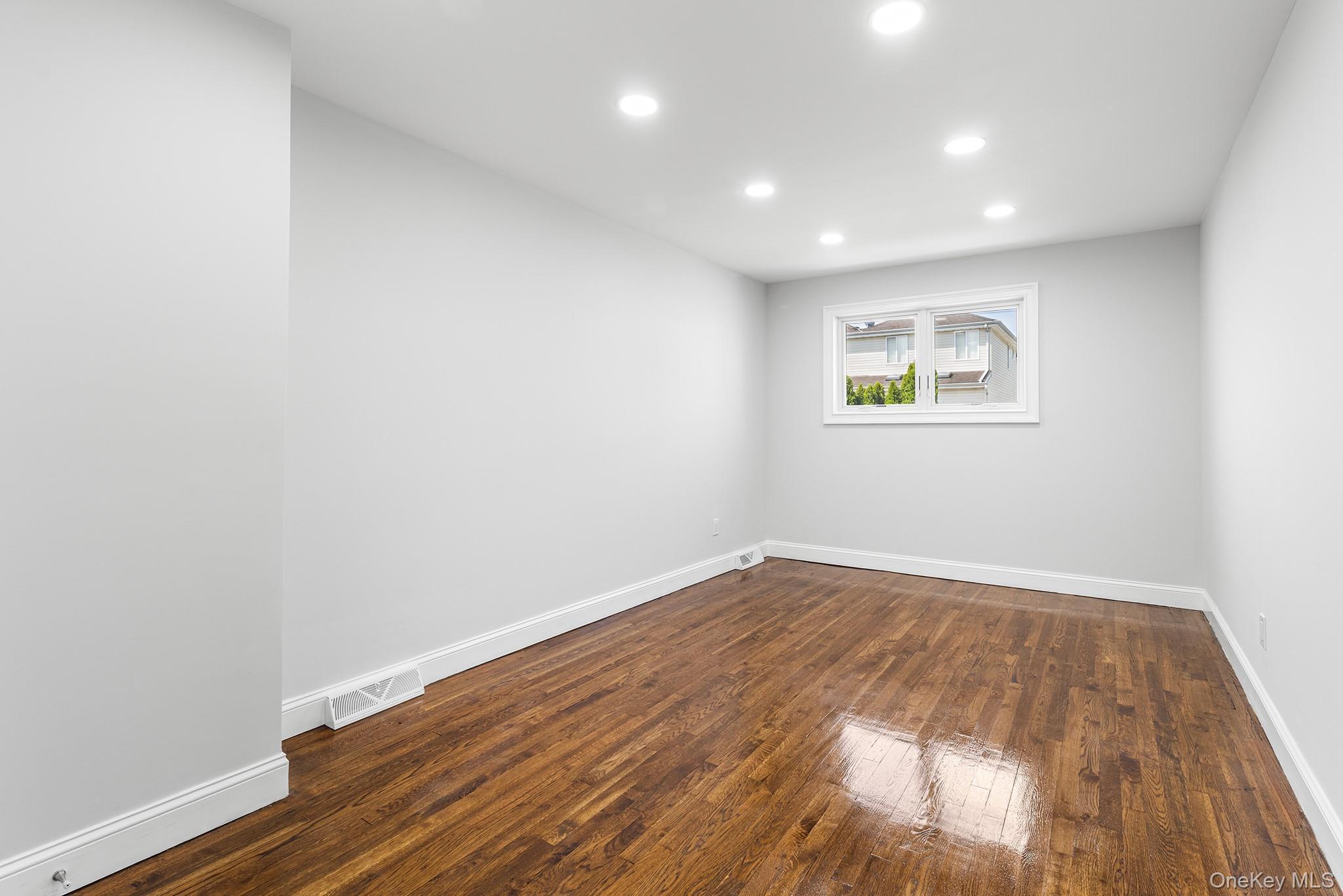 Single Family E 70th Street  Brooklyn, NY 11234, MLS-1026942-5