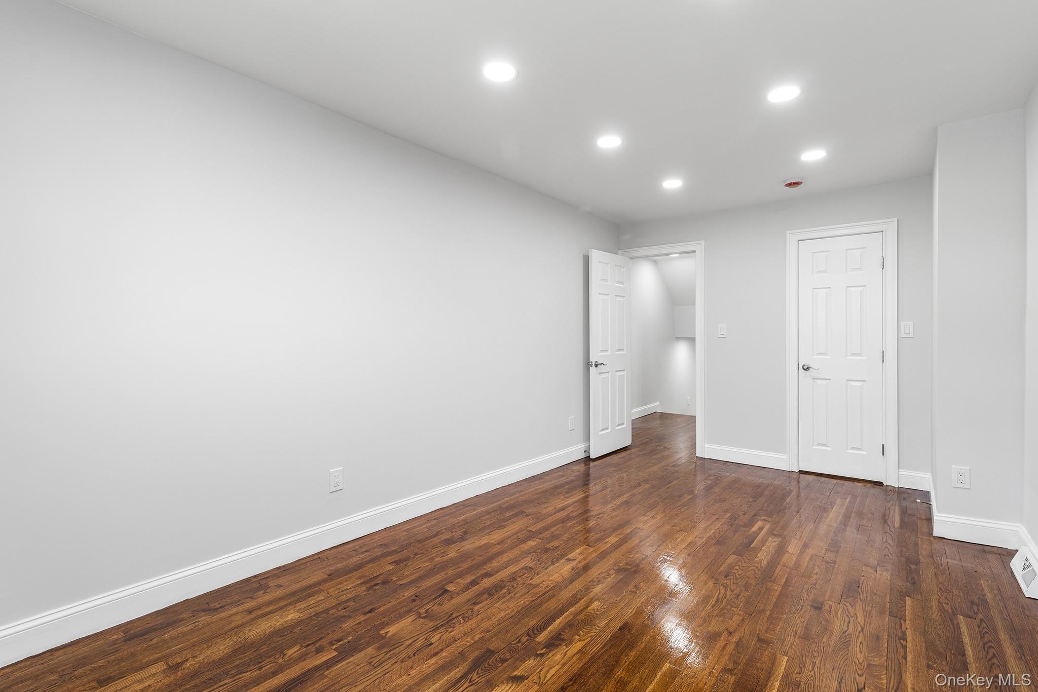 Single Family E 70th Street  Brooklyn, NY 11234, MLS-1026942-6