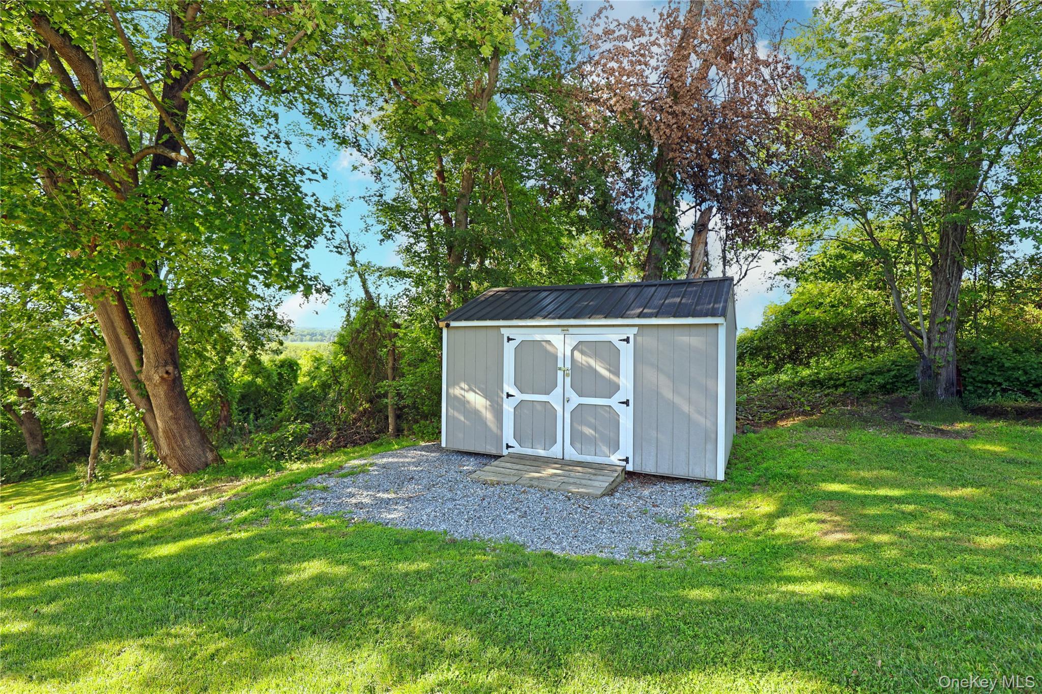 Single Family Gleason Boulevard Dutchess County, NY 12569, MLS-1026953-28