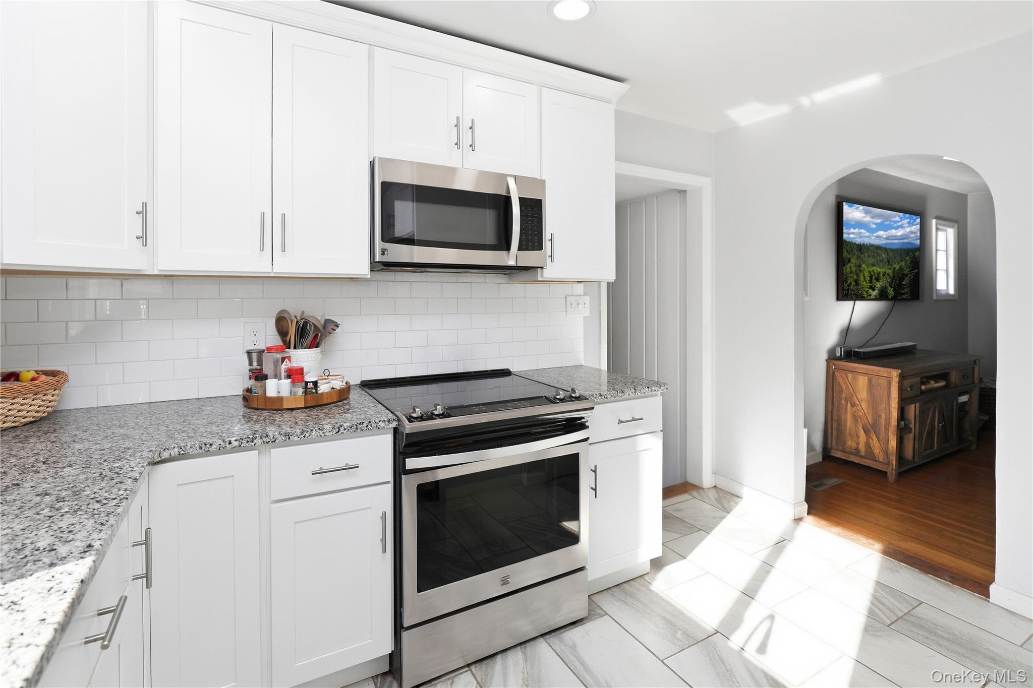 Single Family Gleason Boulevard Dutchess County, NY 12569, MLS-1026953-9