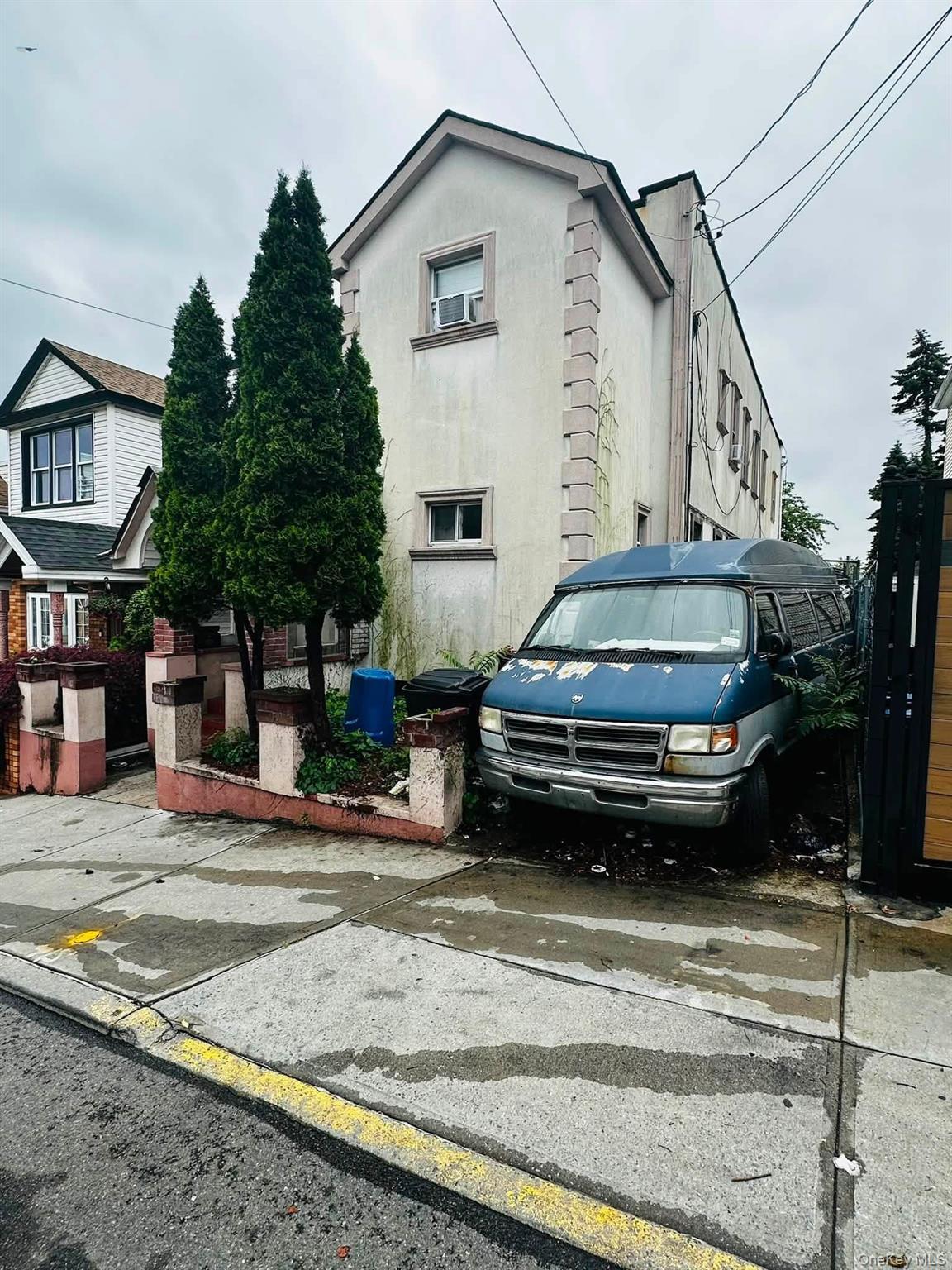 Single Family 143rd Street Queens, NY 11435, MLS-1026965-3