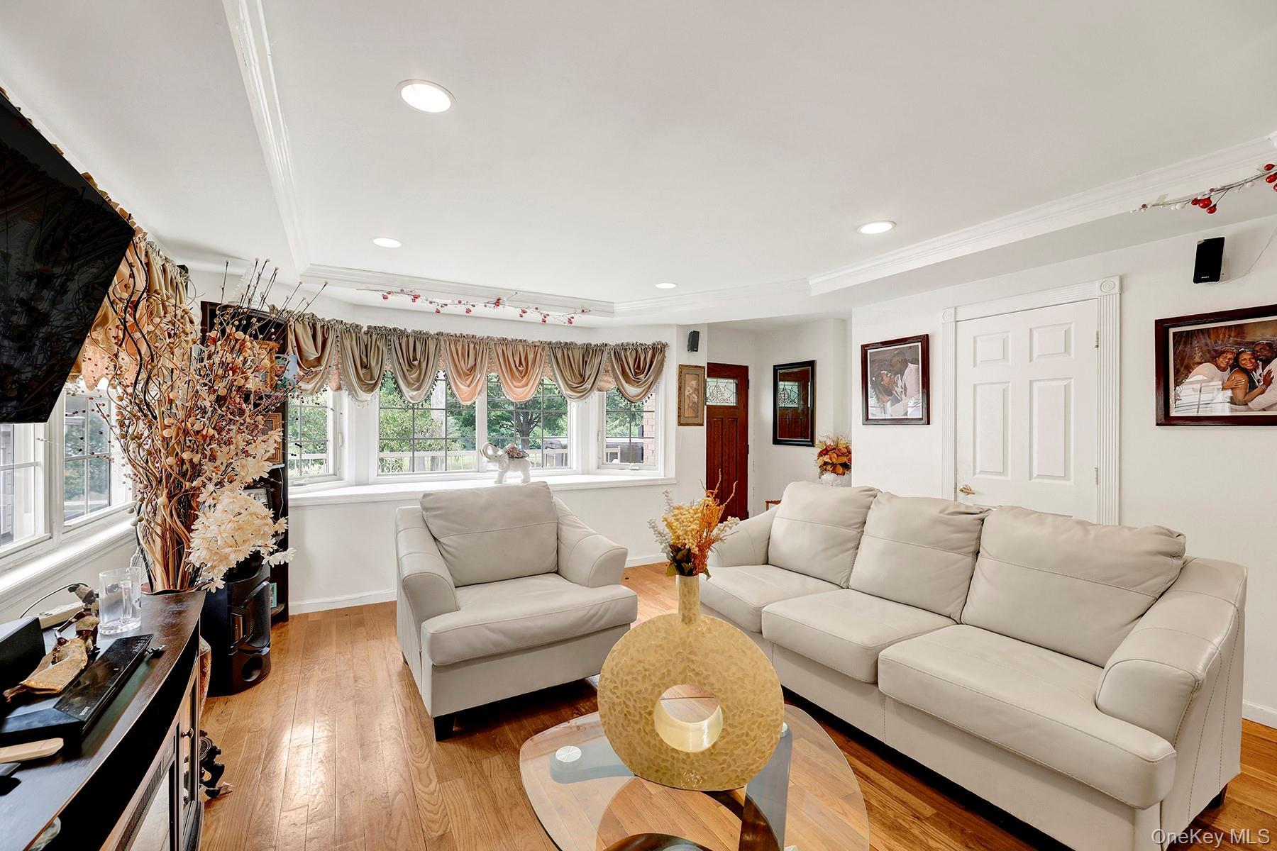 Single Family Baisley Boulevard Queens, NY 11434, MLS-1026980-4
