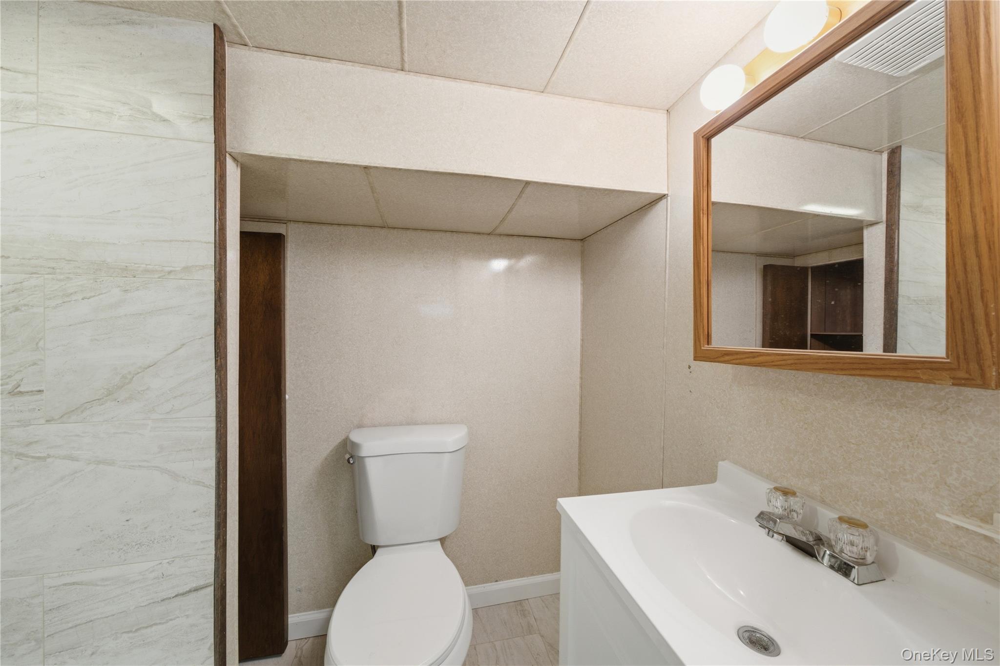 Single Family 75th Street Queens, NY 11379, MLS-1027041-9