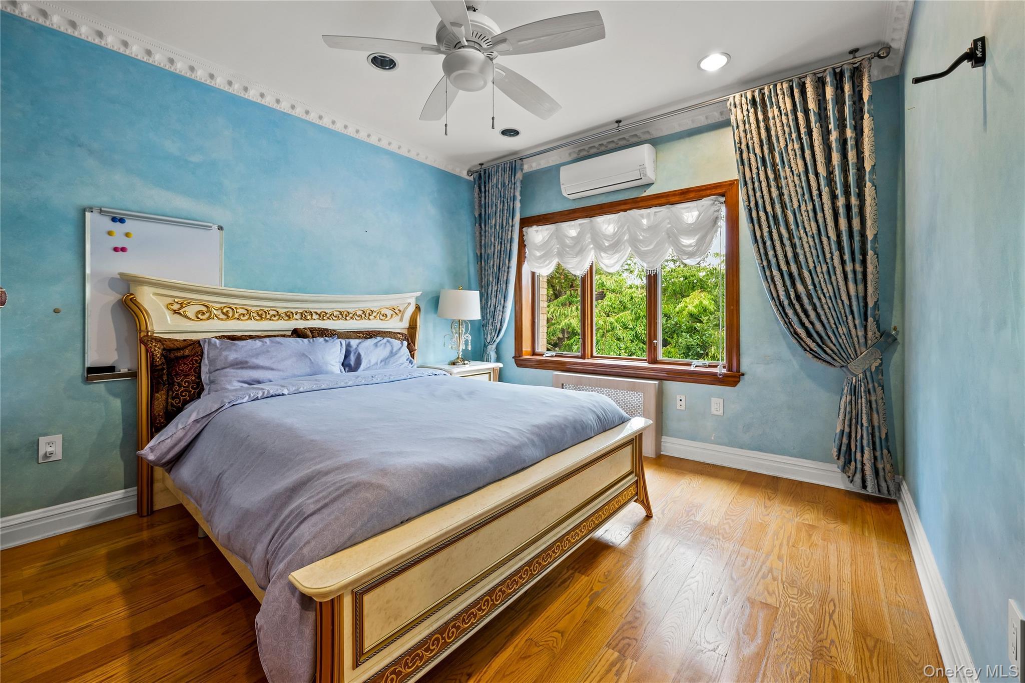 Single Family 64th Road  Queens, NY 11375, MLS-1027048-27