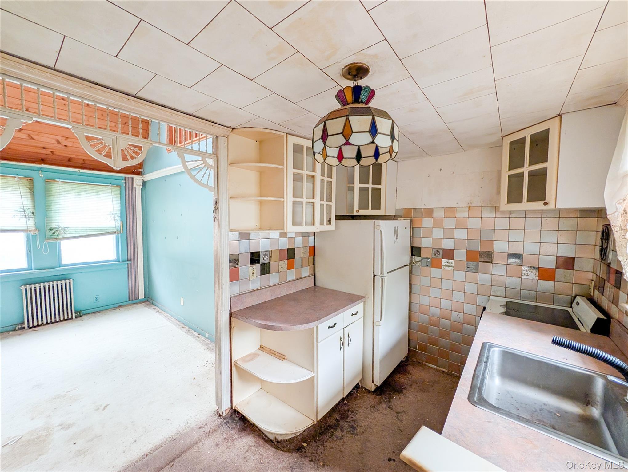 Single Family Grove Road Suffolk County, NY 11778, MLS-1027053-5