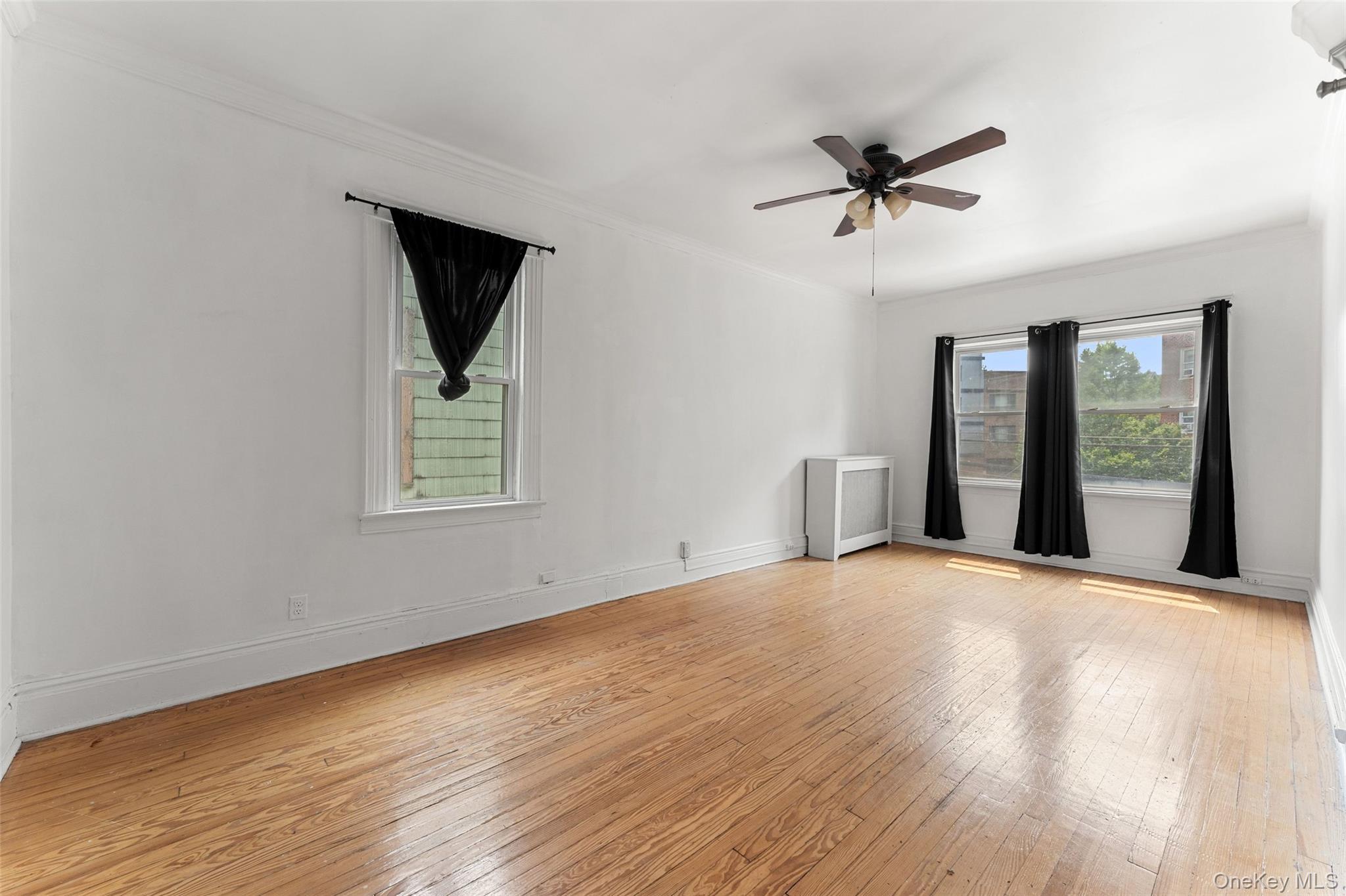 Single Family Continental Avenue Bronx, NY 10461, MLS-1027056-16