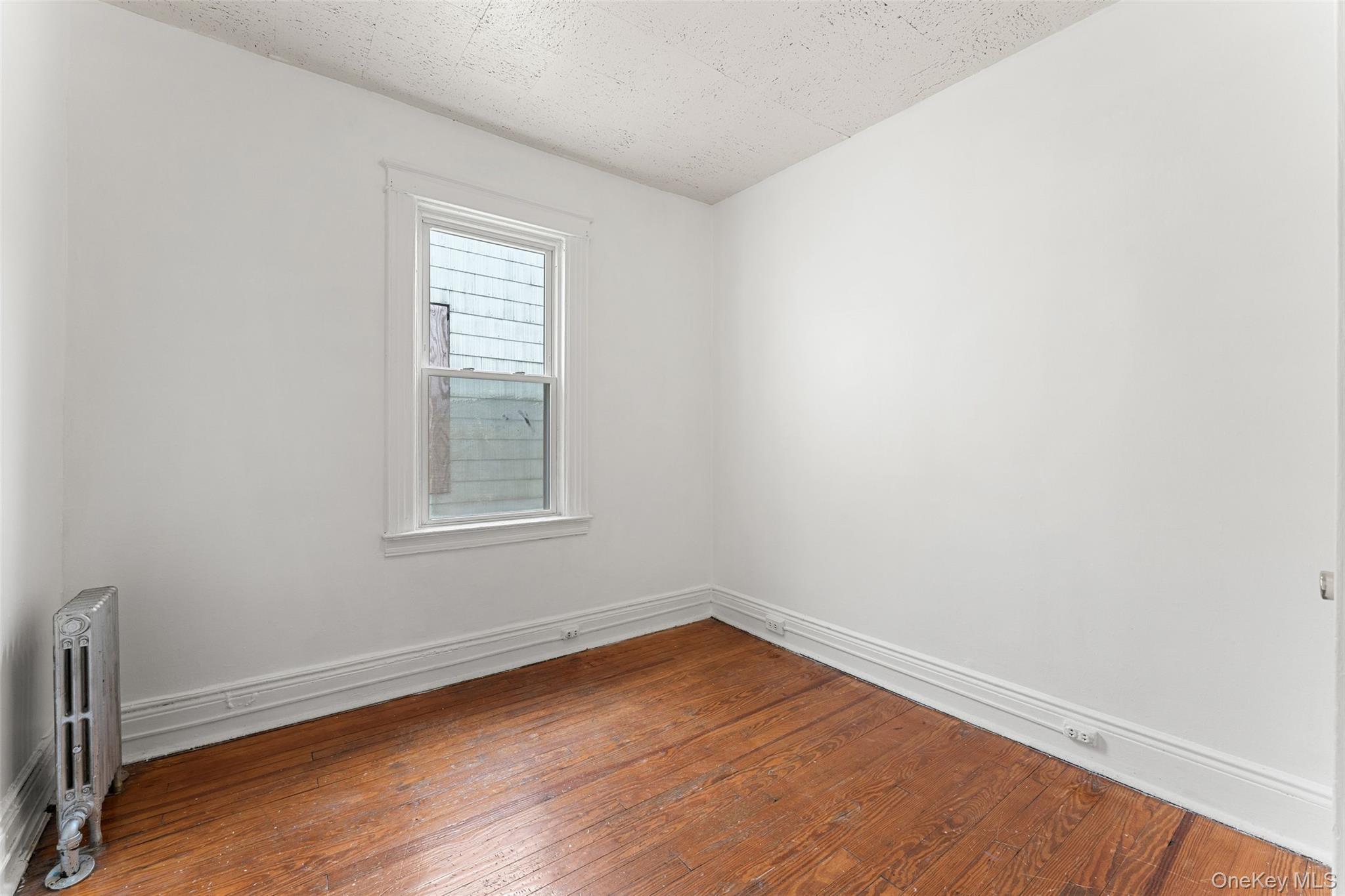 Single Family Continental Avenue Bronx, NY 10461, MLS-1027056-19