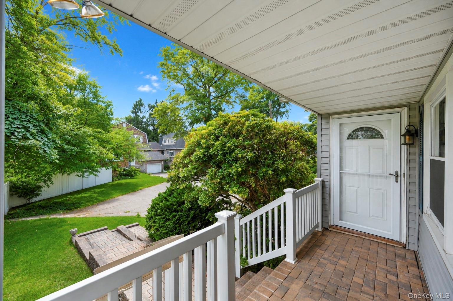 Single Family Sanford Street  Suffolk County, NY 11746, MLS-1027068-14